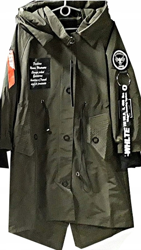 MD khaki bunda parka kabát s kapucí, nášivky, kapsy M/L