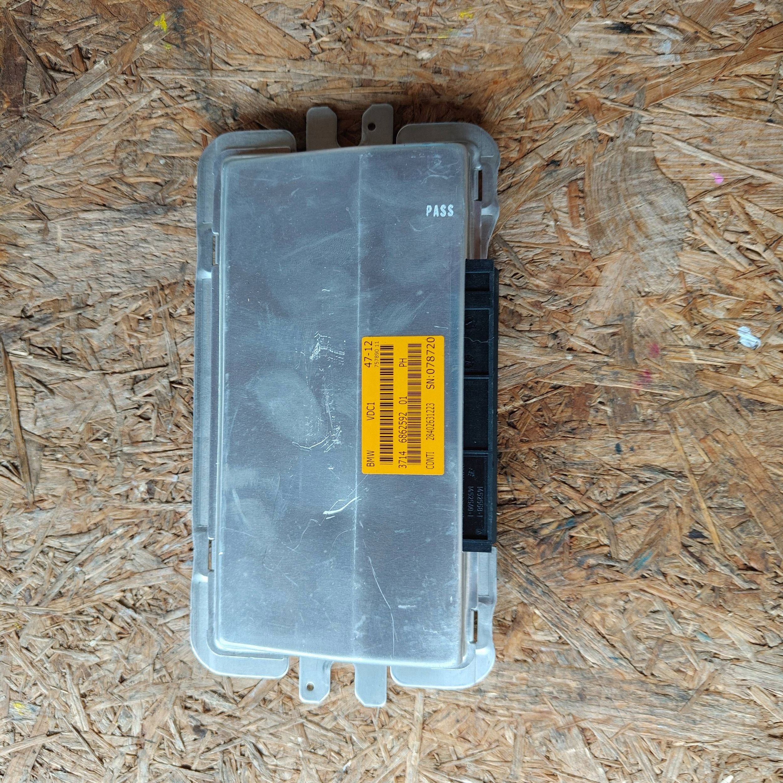 BMW 5 F10 F11 module springing 75789011