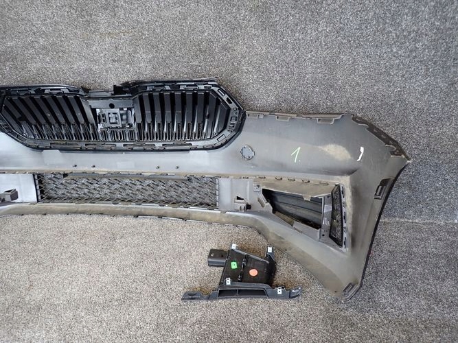 SKODA FABIA IV Frontstoßstange vorne air luft