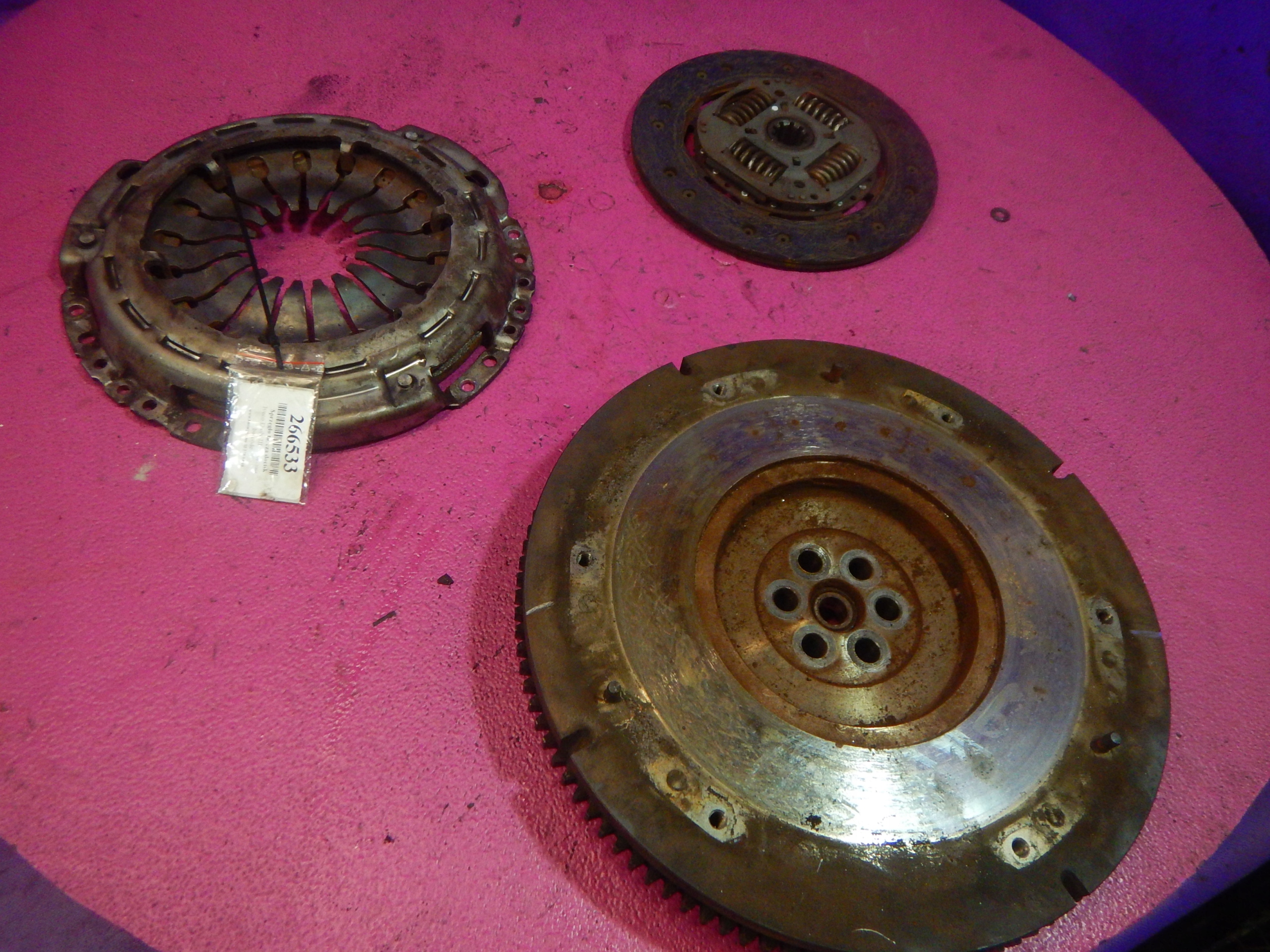 DAILY III ДИСК СЦЕПЛЕНИЯ ПРИЖИМНОЙ МАХОВИК