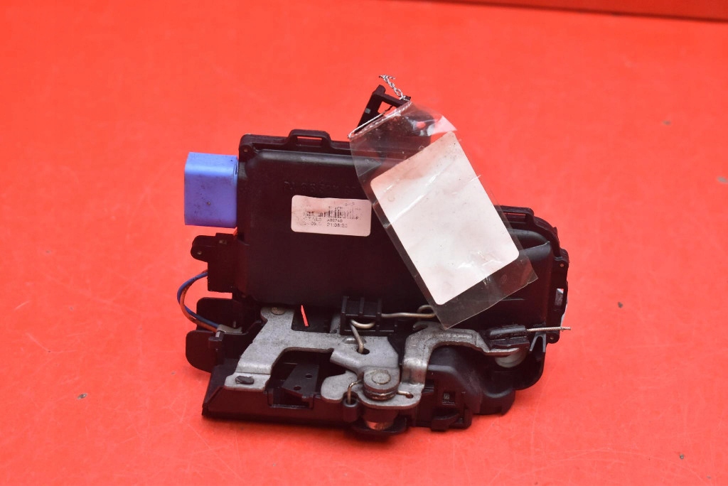 lock door left front front EU 3D1837015AF SKODA OCTAVIA 2 II KOMBI LIFT