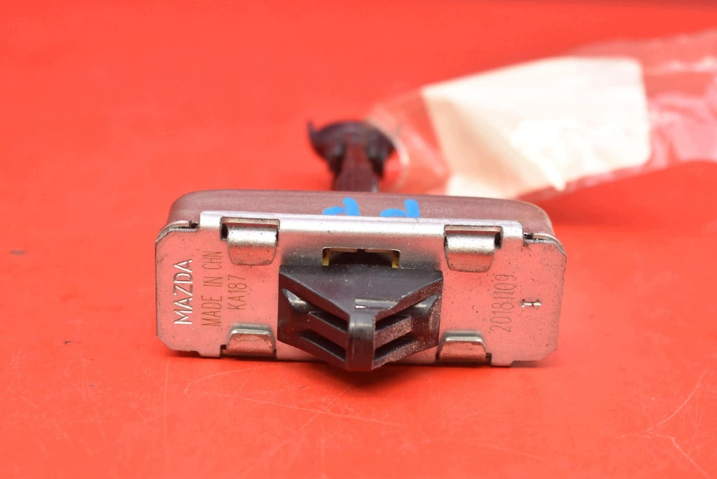 limiter door right front KA187 MAZDA MX5 4 IV ND 15-21