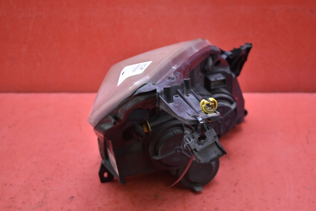 REFLEKTOR left light front lens EU 13170915 OPEL VECTRA C LIFT 05-09