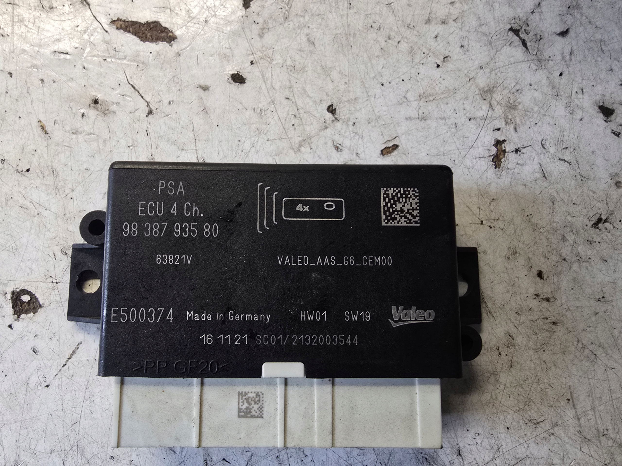 OPEL CORSA F module control unit CZUJNIKOW 4 PDC 9838793580