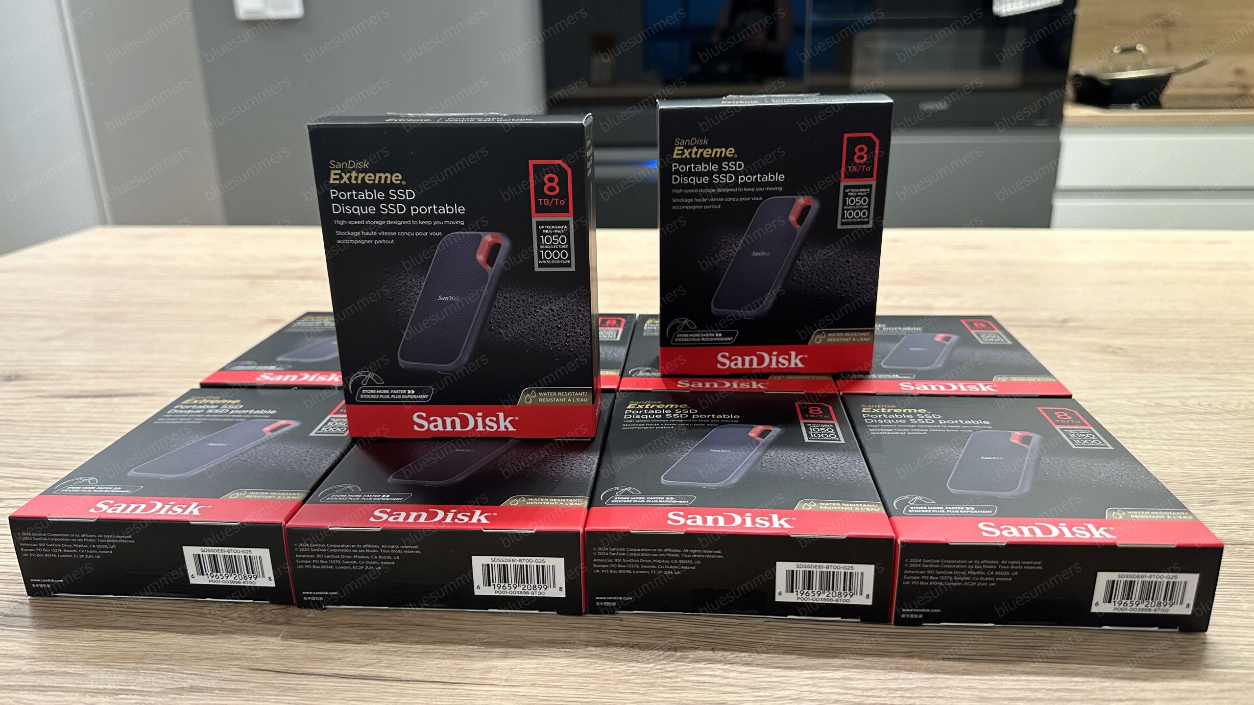 最終値下げ！SanDisk Extreme Portable SSD SanDisk Extreme® Portable SSD - 2TB - Apple (SG)