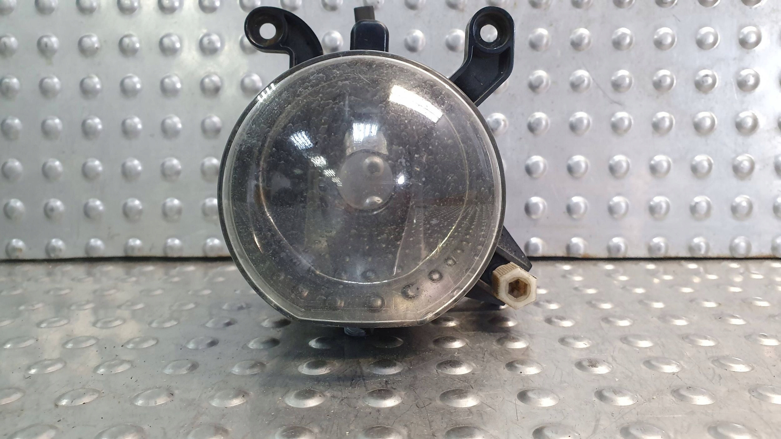 Nebelscheinwerfer links BMW 3 E46 COUPE CABRIO LIFT 01- 8371907
