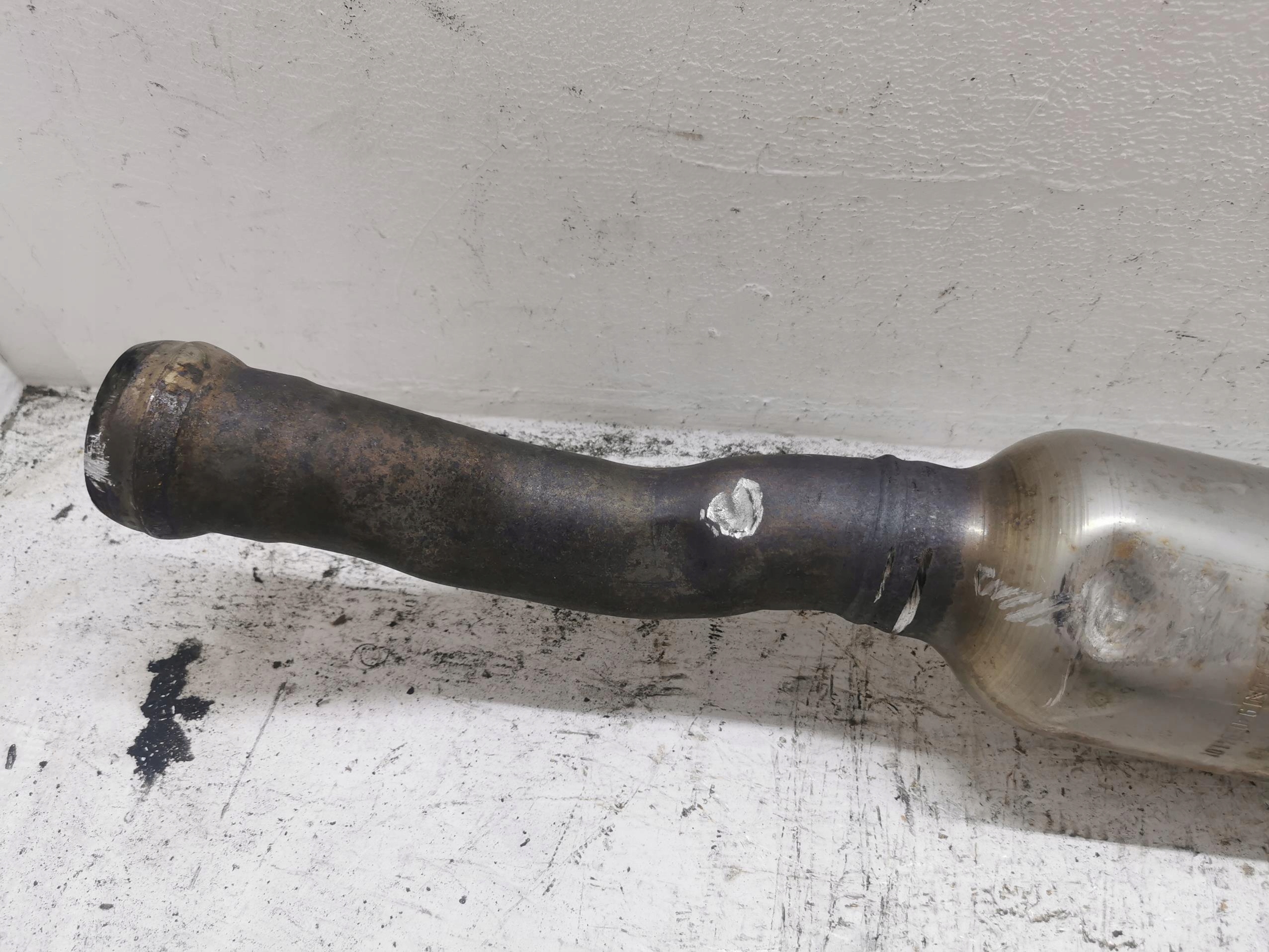 exhaust pipe central PUSTY MERCEDES W207 1.8 CGI