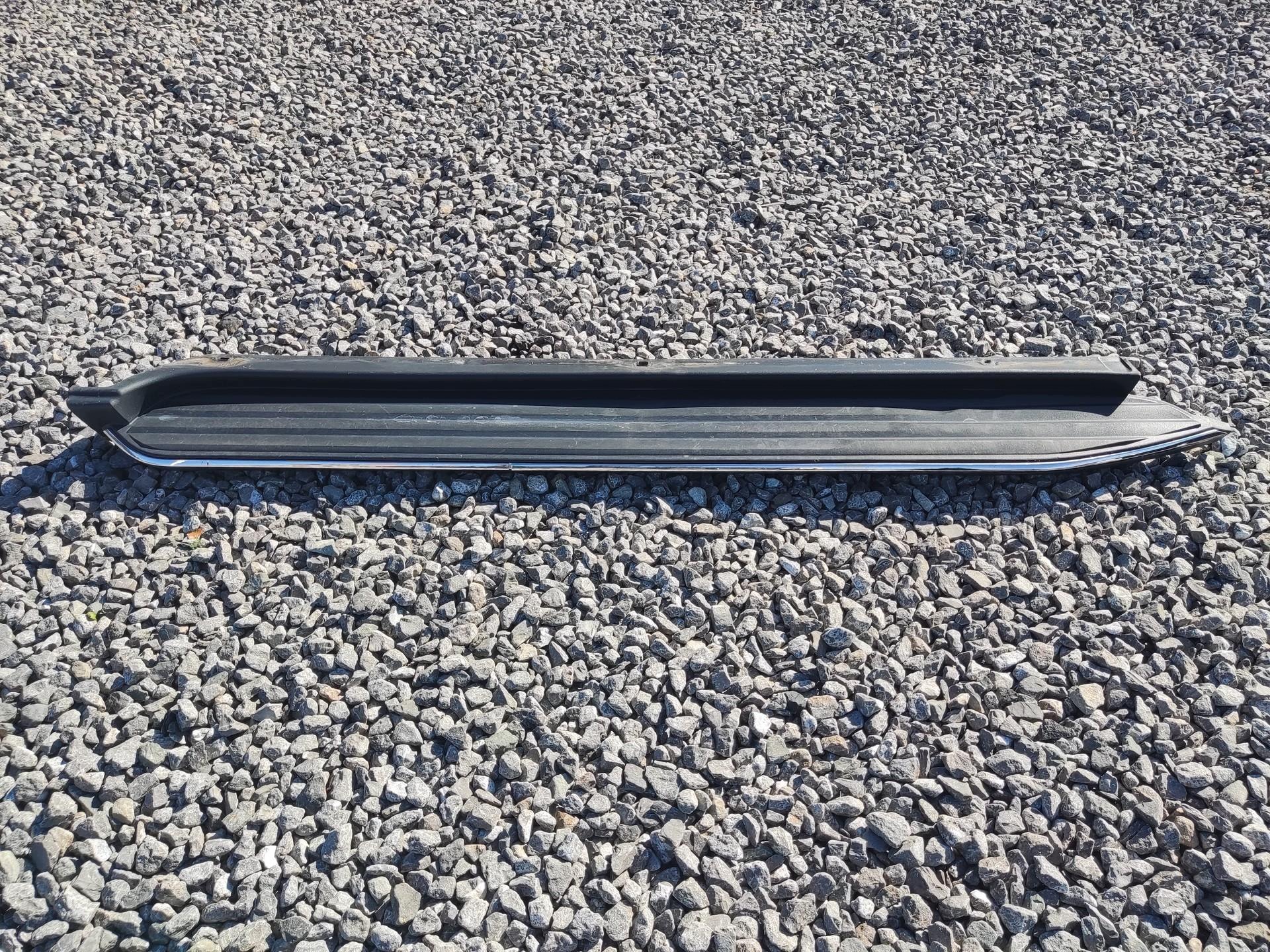 STOPIEN threshold right CADILLAC ESCALADE IV 2014-2020 22813711
