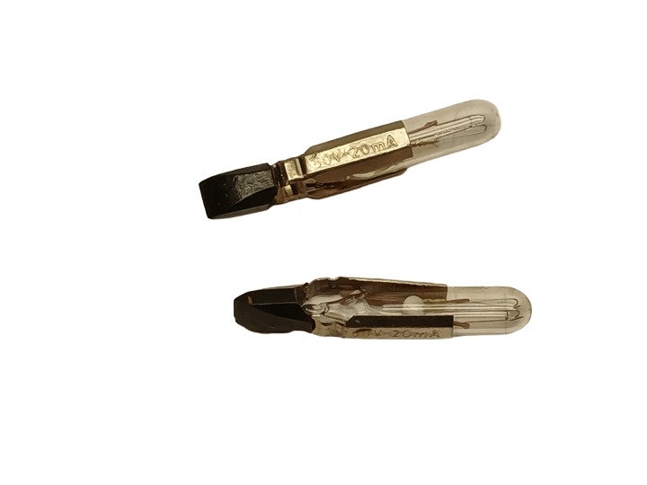 2x żarówka telefoniczna 60V 20 mA T5,5 Polam