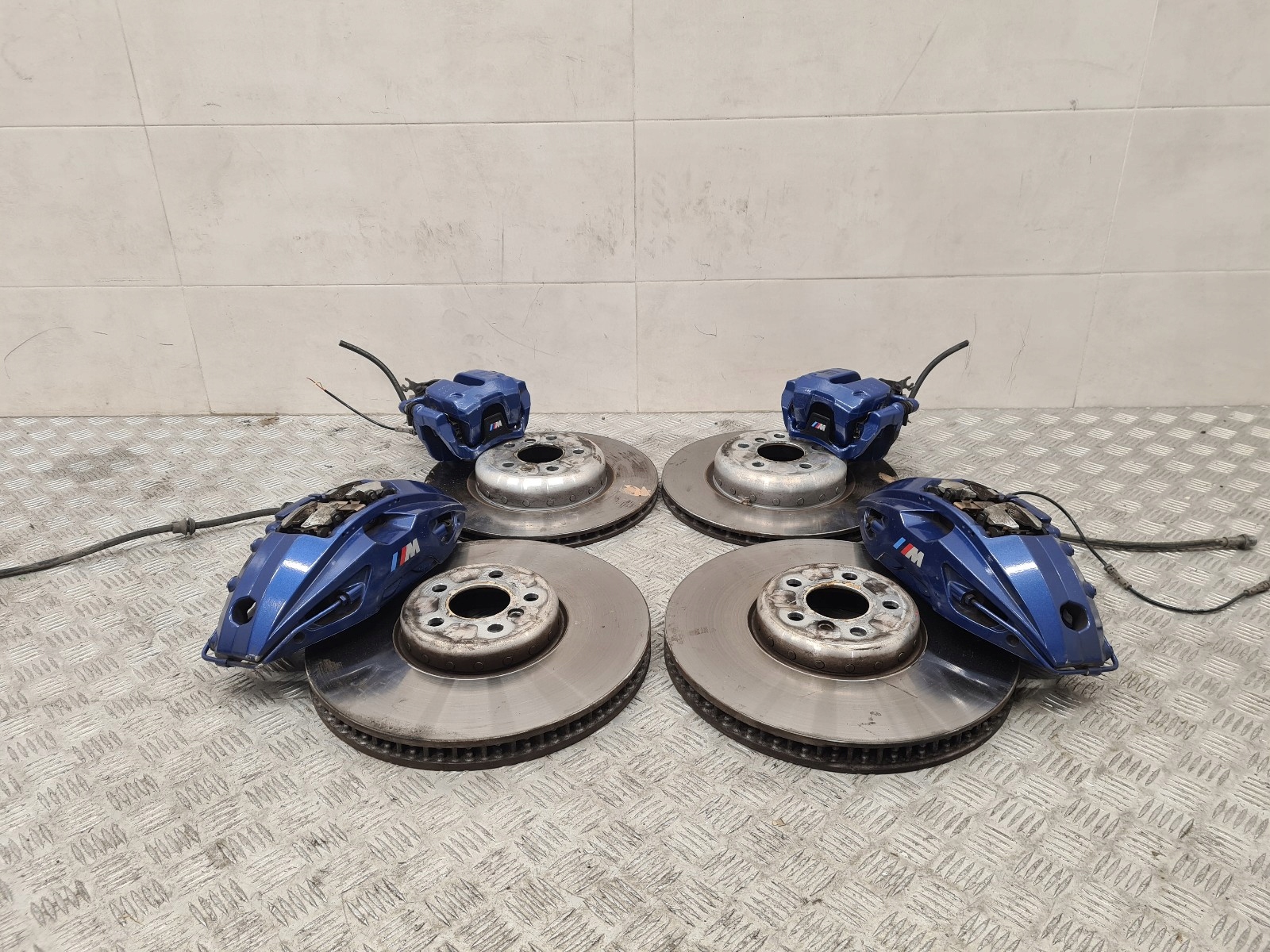 BMW G05 G06 G07 HAMULCE kotuče plotýnky třmeny m-packet 6875284 6875283