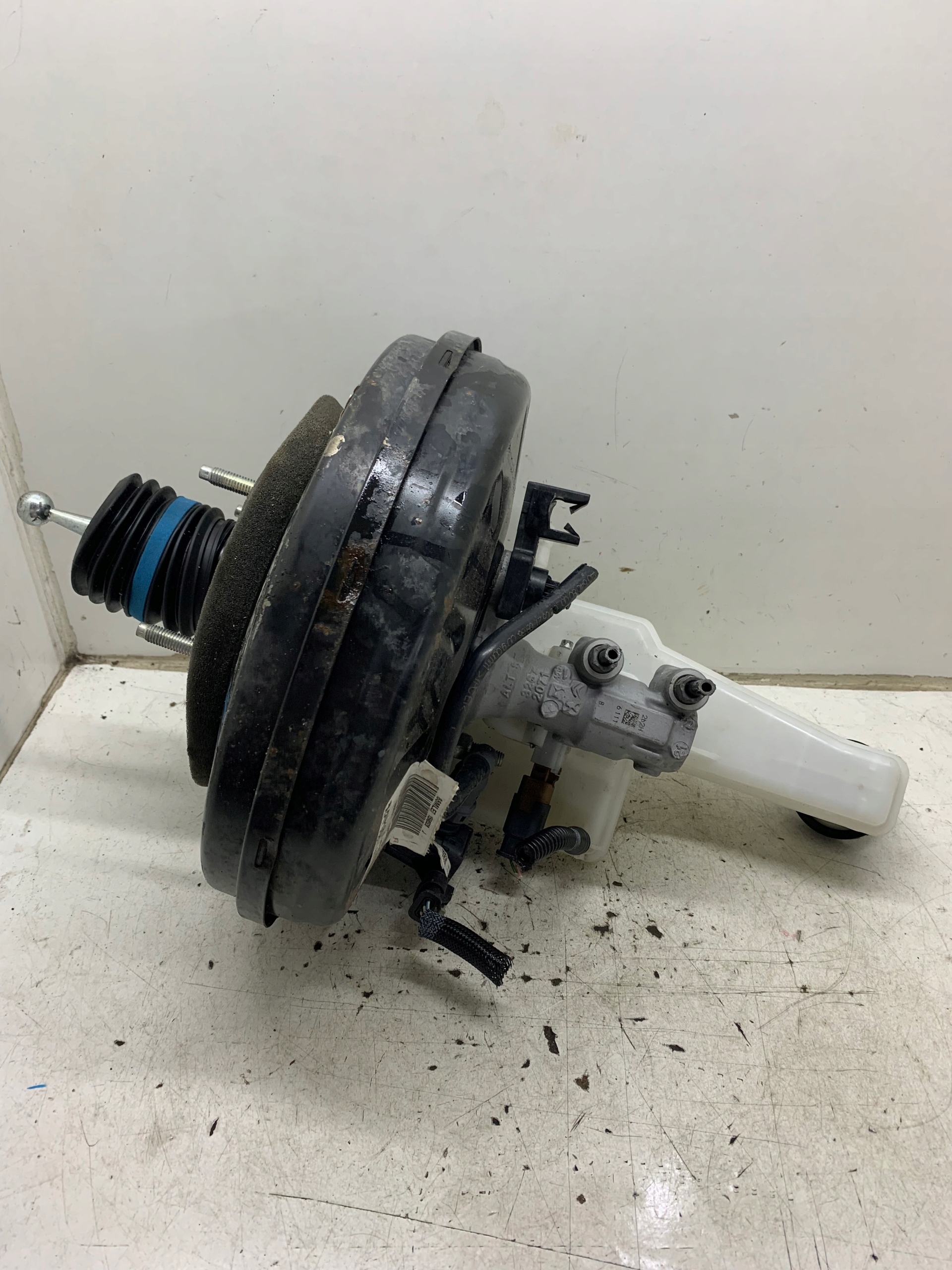 servo kočnice pumpa 9824391180 OPEL CORSA F 19