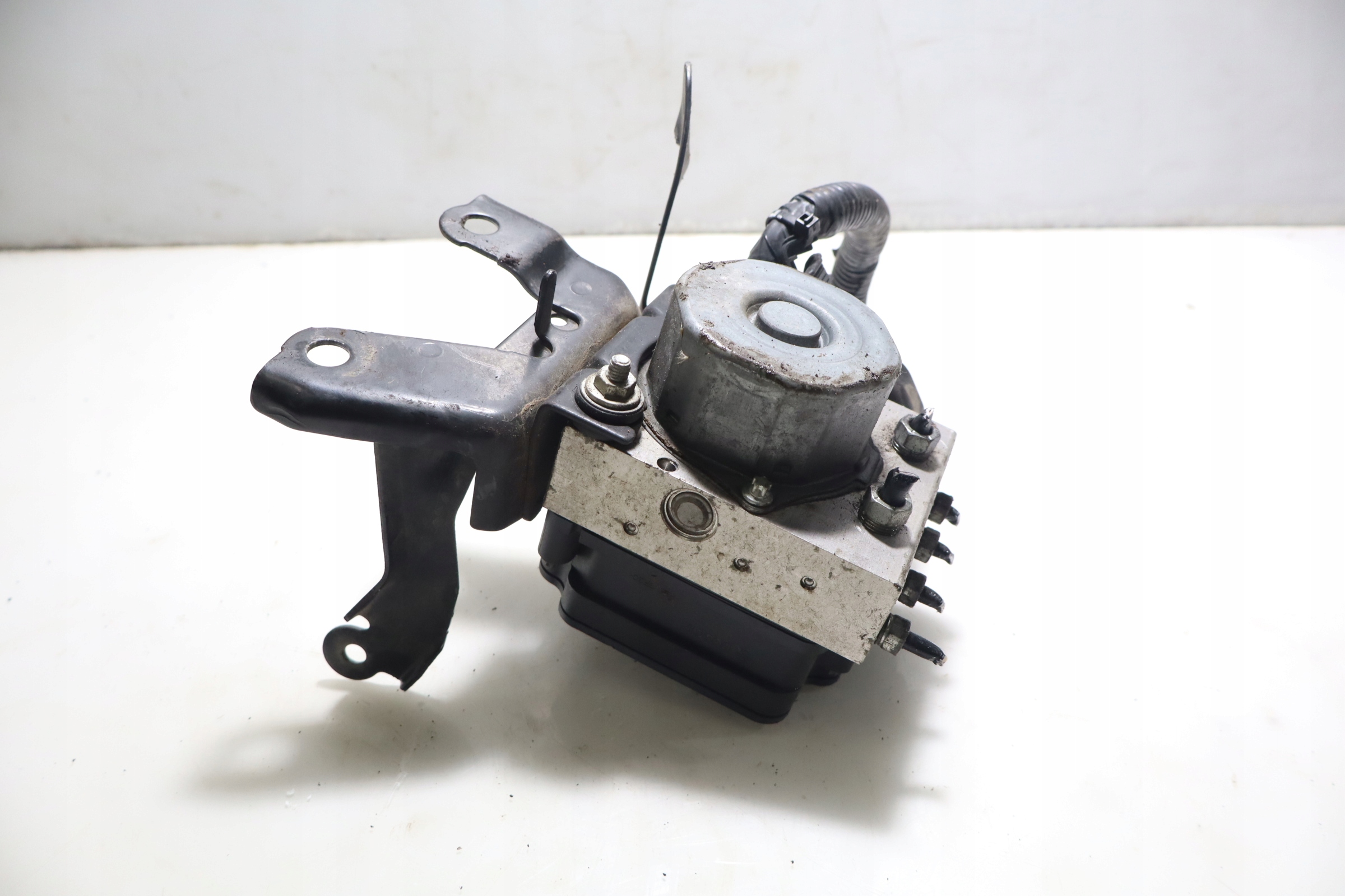 насос ABS TOYOTA AYGO II РЕСТАЙЛИНГ 1.0