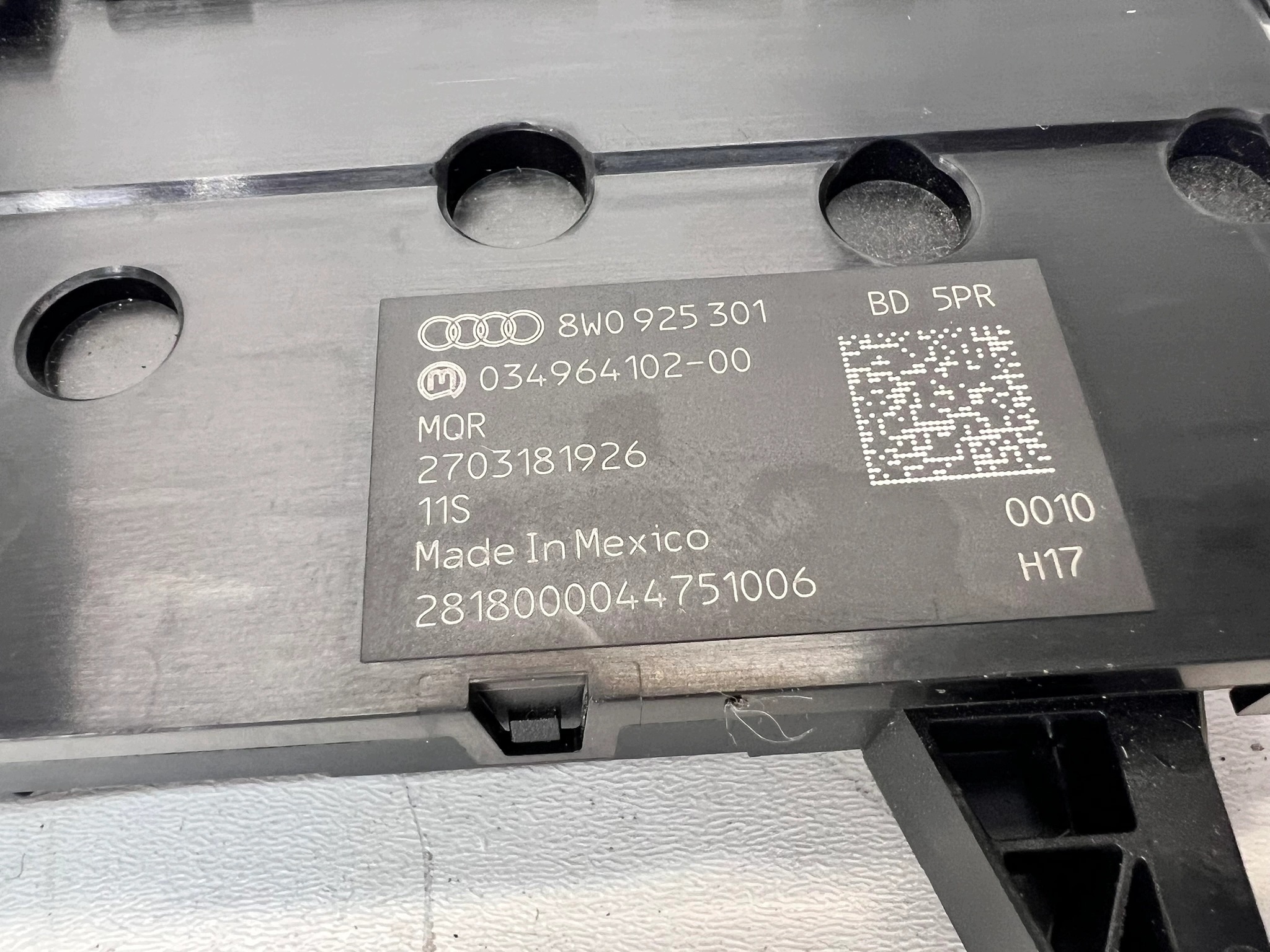 PANEL GUZIK DRIVE SELECT START STOP ESP PDC AUDI A4 B9 8W0925301BD