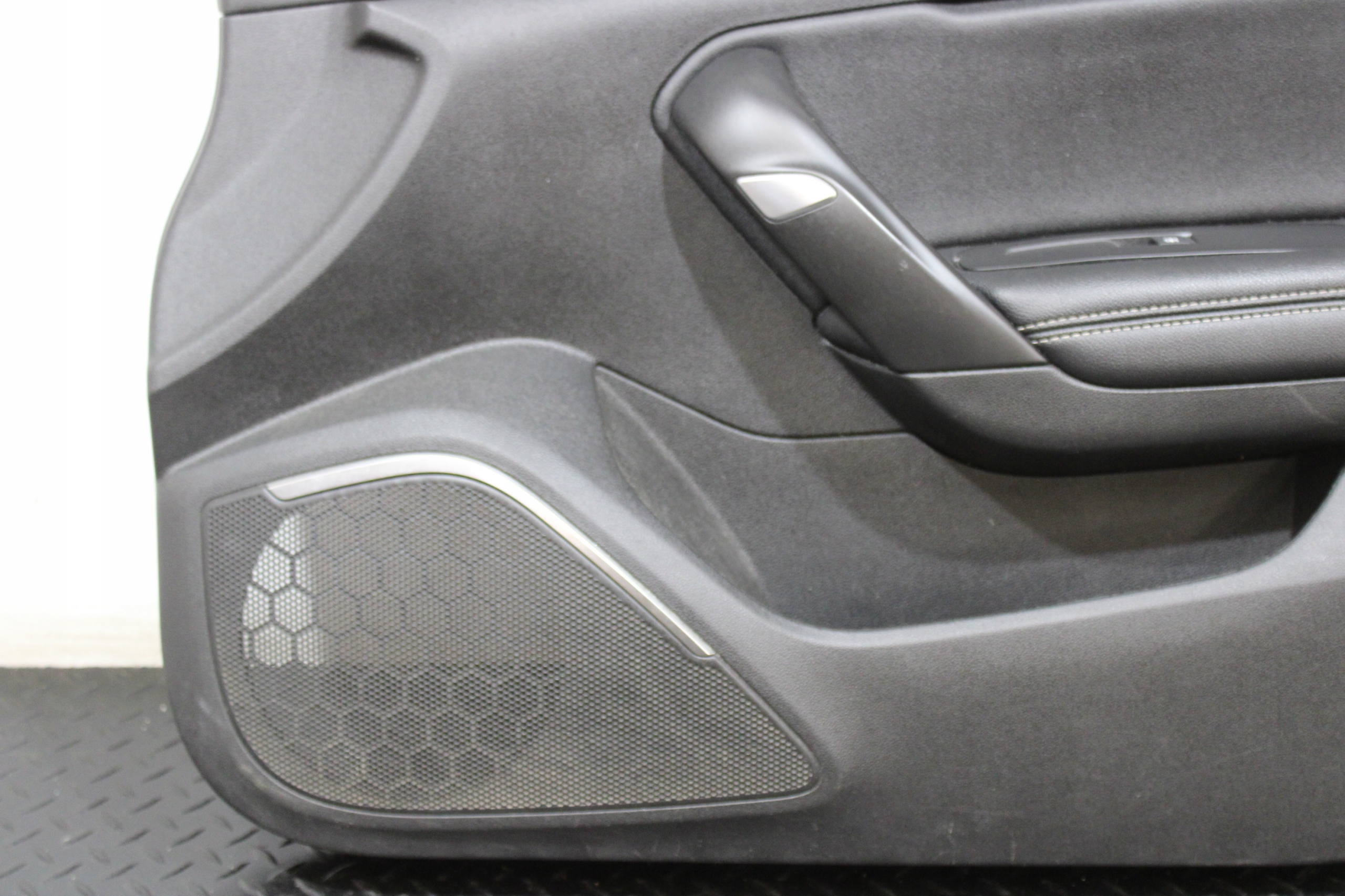 upholstery side door right front RENAULT MEGANE IV 4 KOMBI