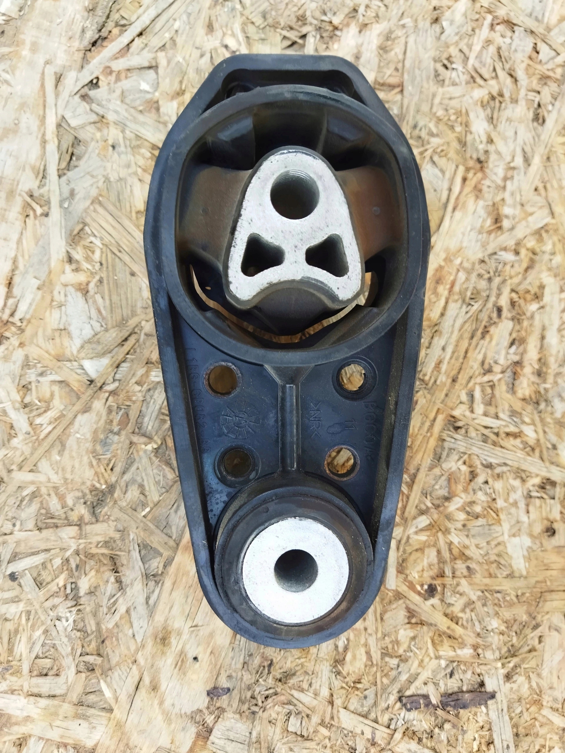 holder gearbox mounting FORD PUMA MK2 1.0