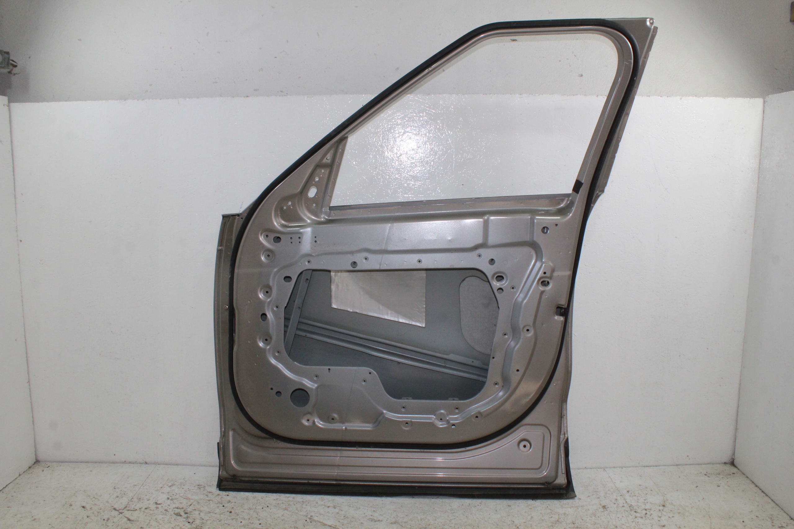 Land Rover Discovery V L462 door right front front