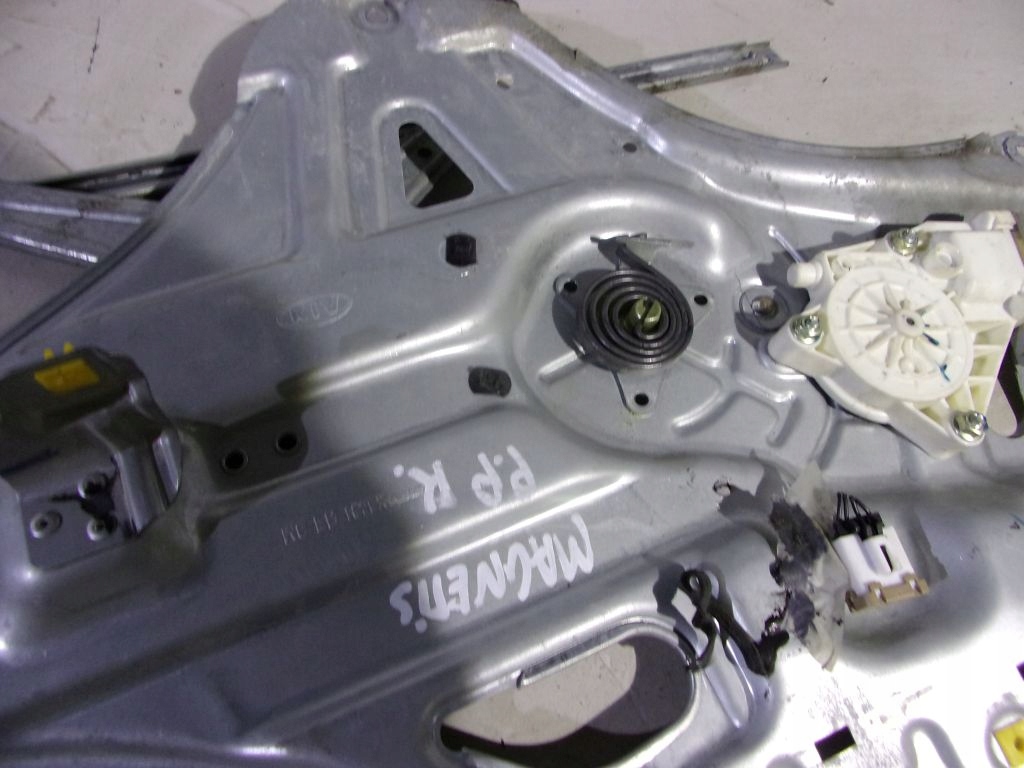Kia Magentis II window regulator right front elektr