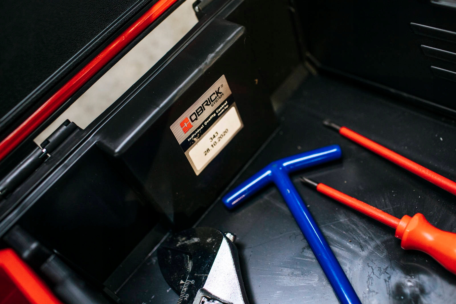 QBRICK Skrzynka narzędziowa System ONE 200 VARIO Pojemność 15.4 l