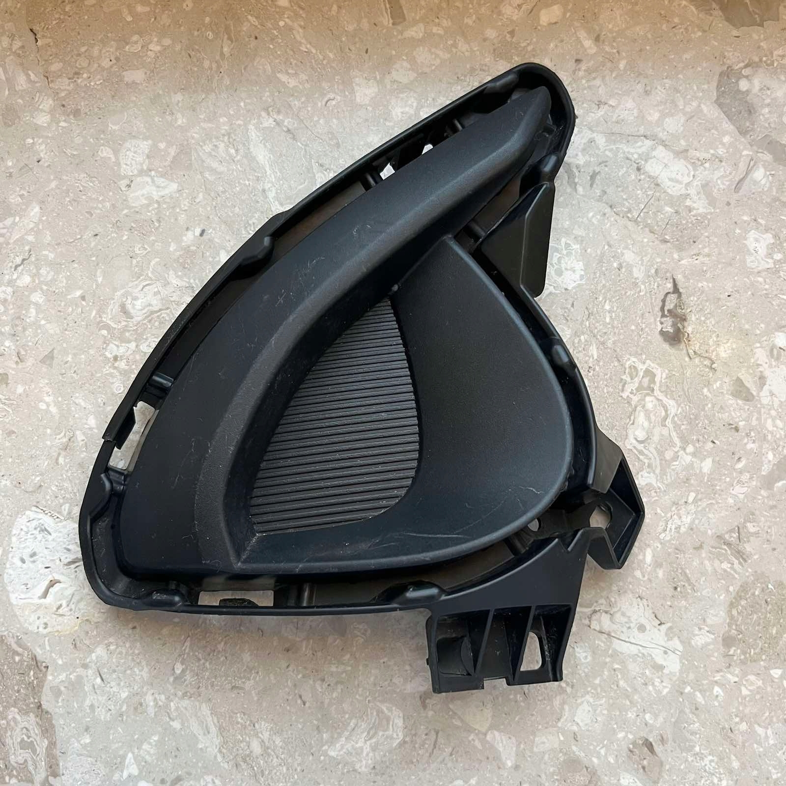 MAZDA 2 DJ III 2015-2023 grid of a bumper right front DB5J-50C11