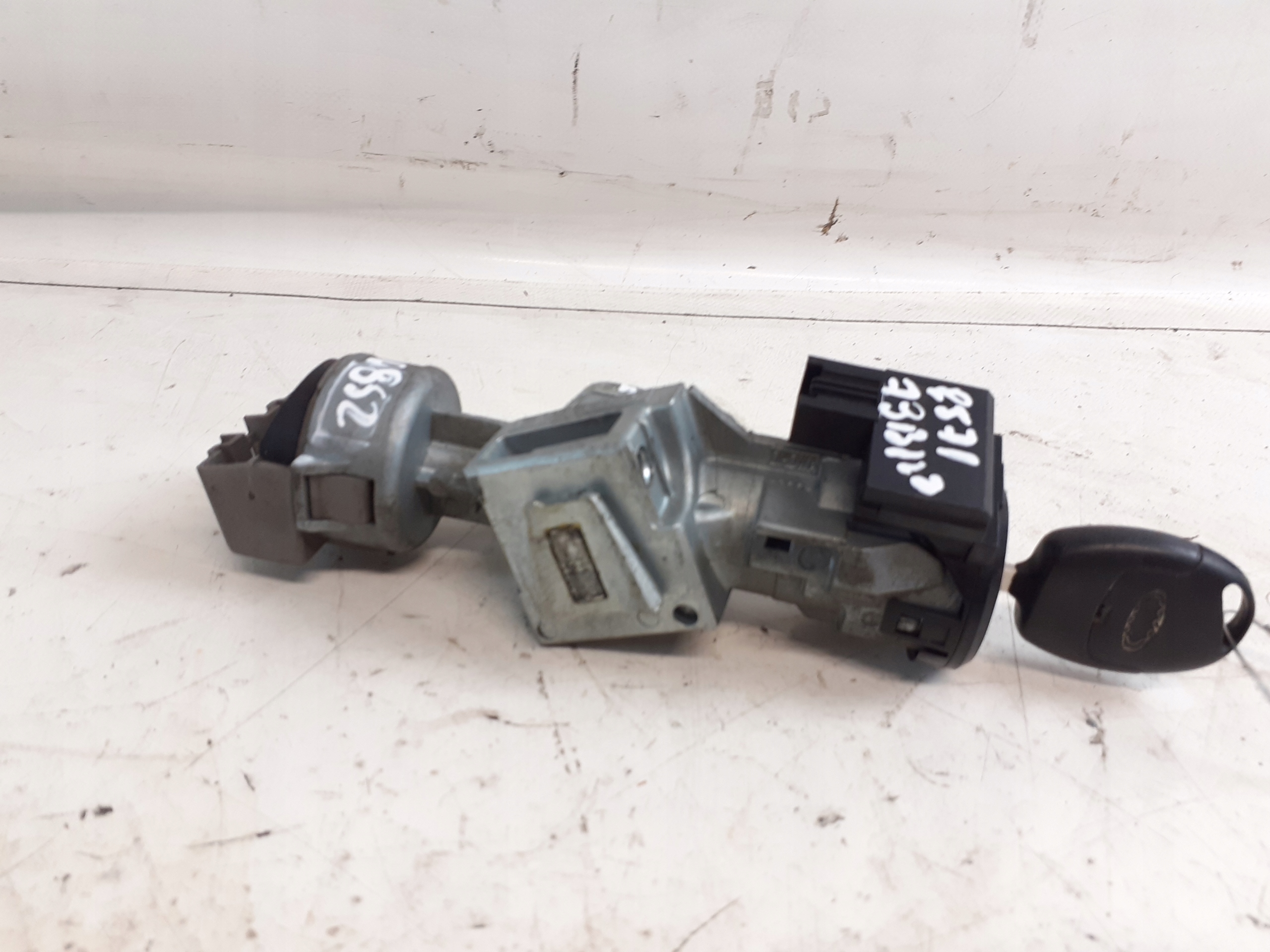 ignition FORD MONDEO IV 07-15 3M51-3F880-AE