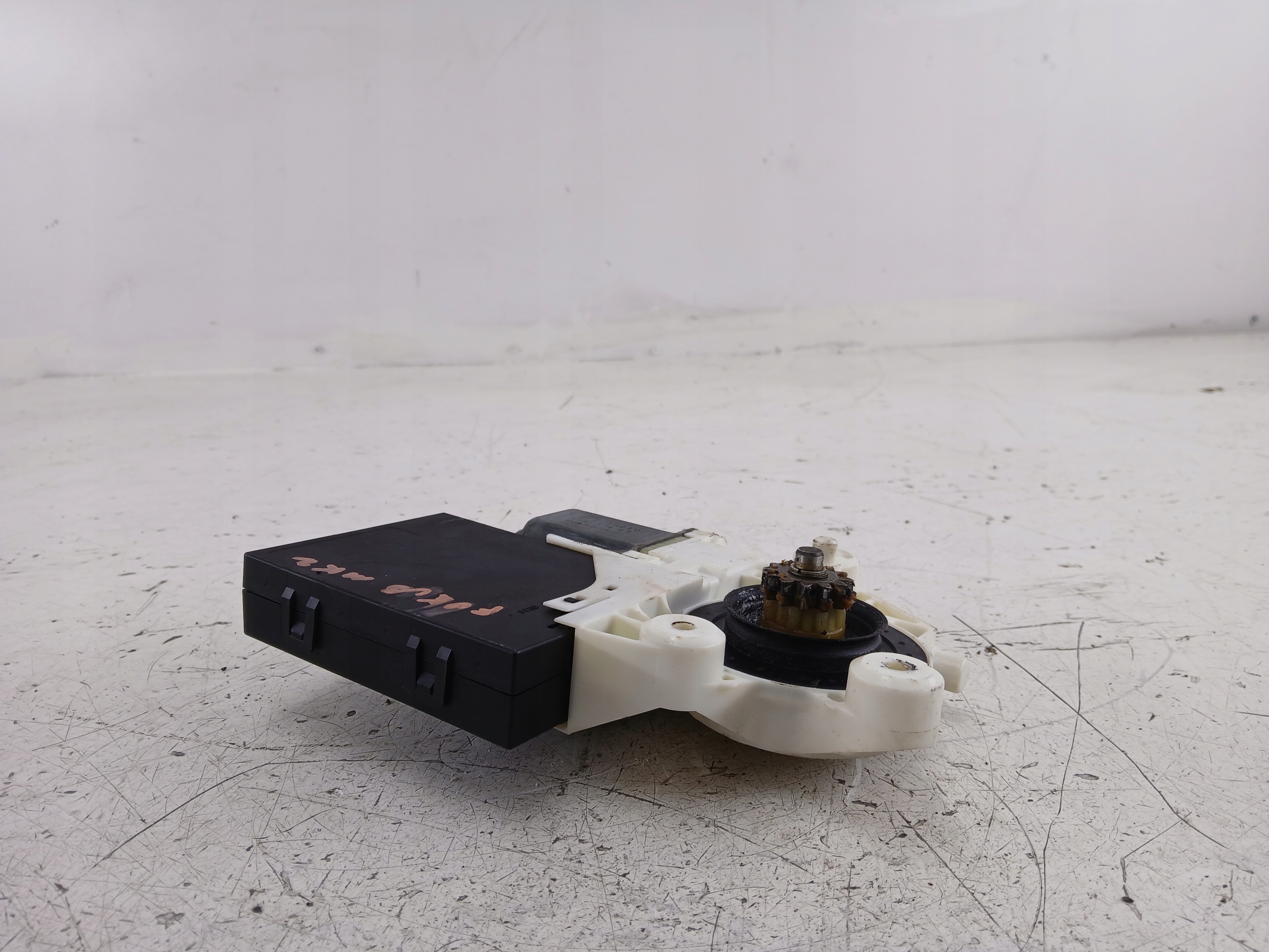 FORD FOCUS MK2 mini motor windows right front 981406-102