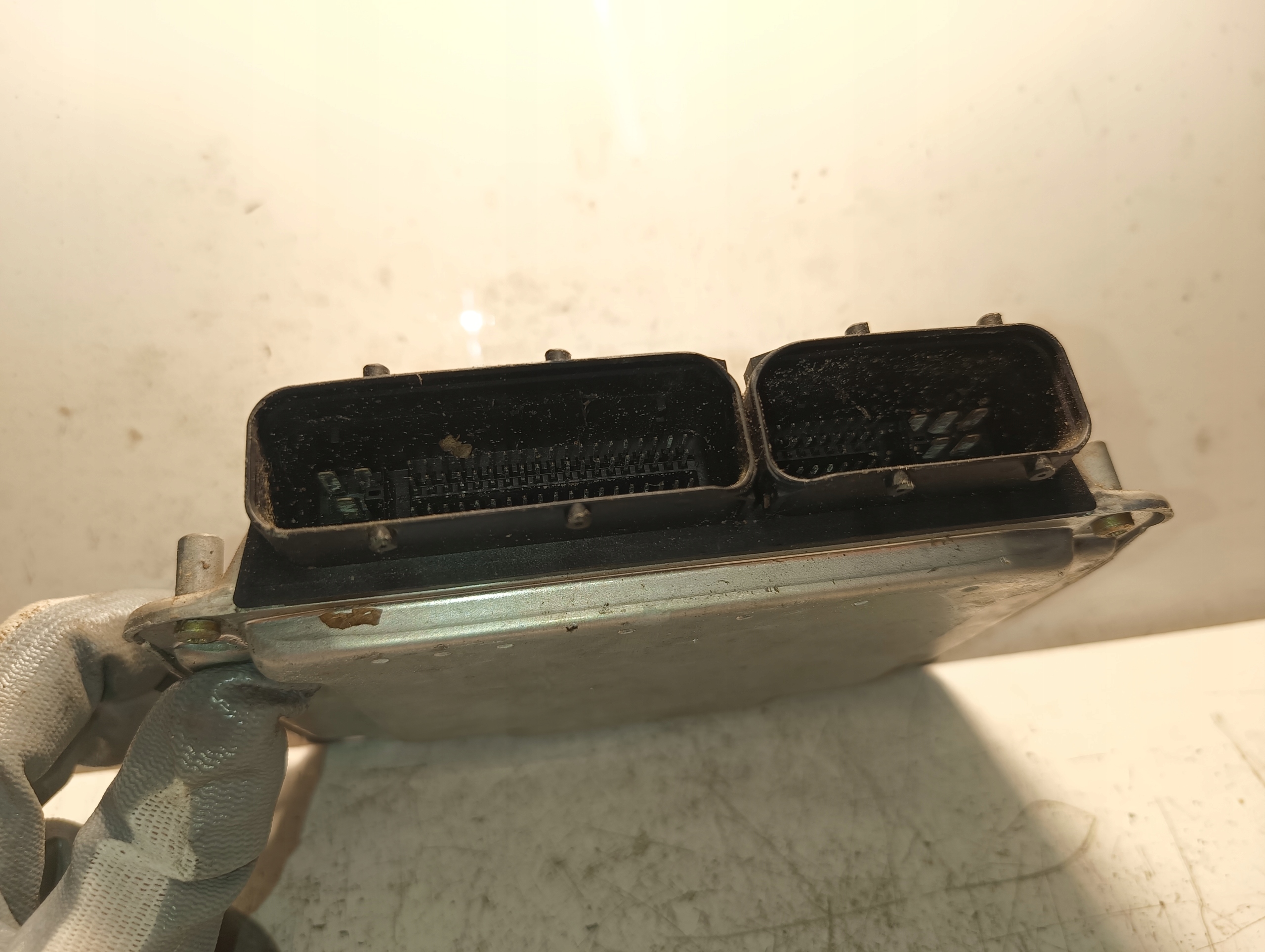 Sterownik silnika Audi A4 B6 2.5 TDI 8E0907401C EDC15VM+ 0281010493 Producent części Bosch