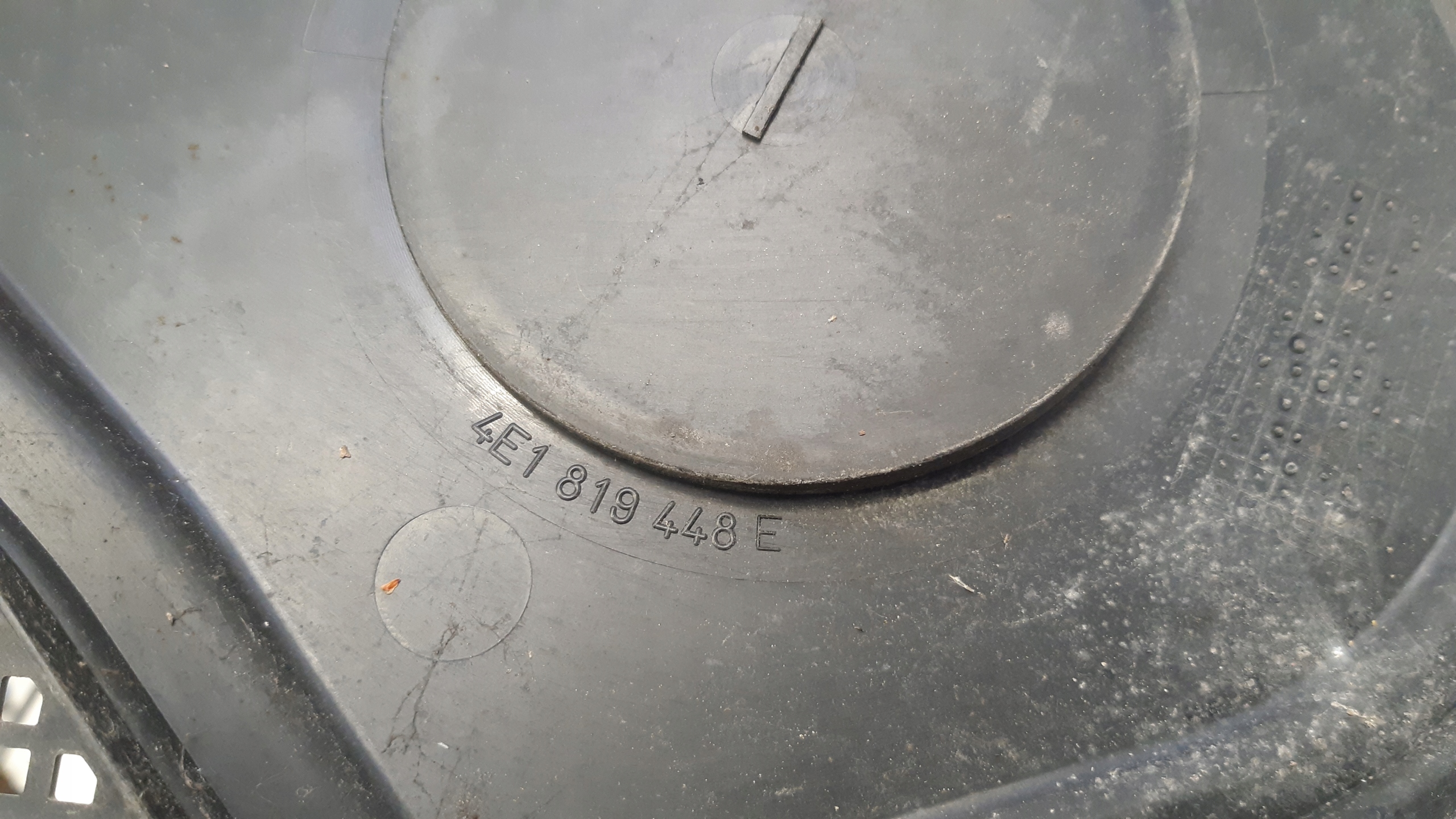 torpedo right front 4E1819448E Audi A8 D3