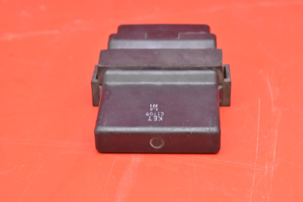 control unit HONDA FES 125 PANTHEON 00R