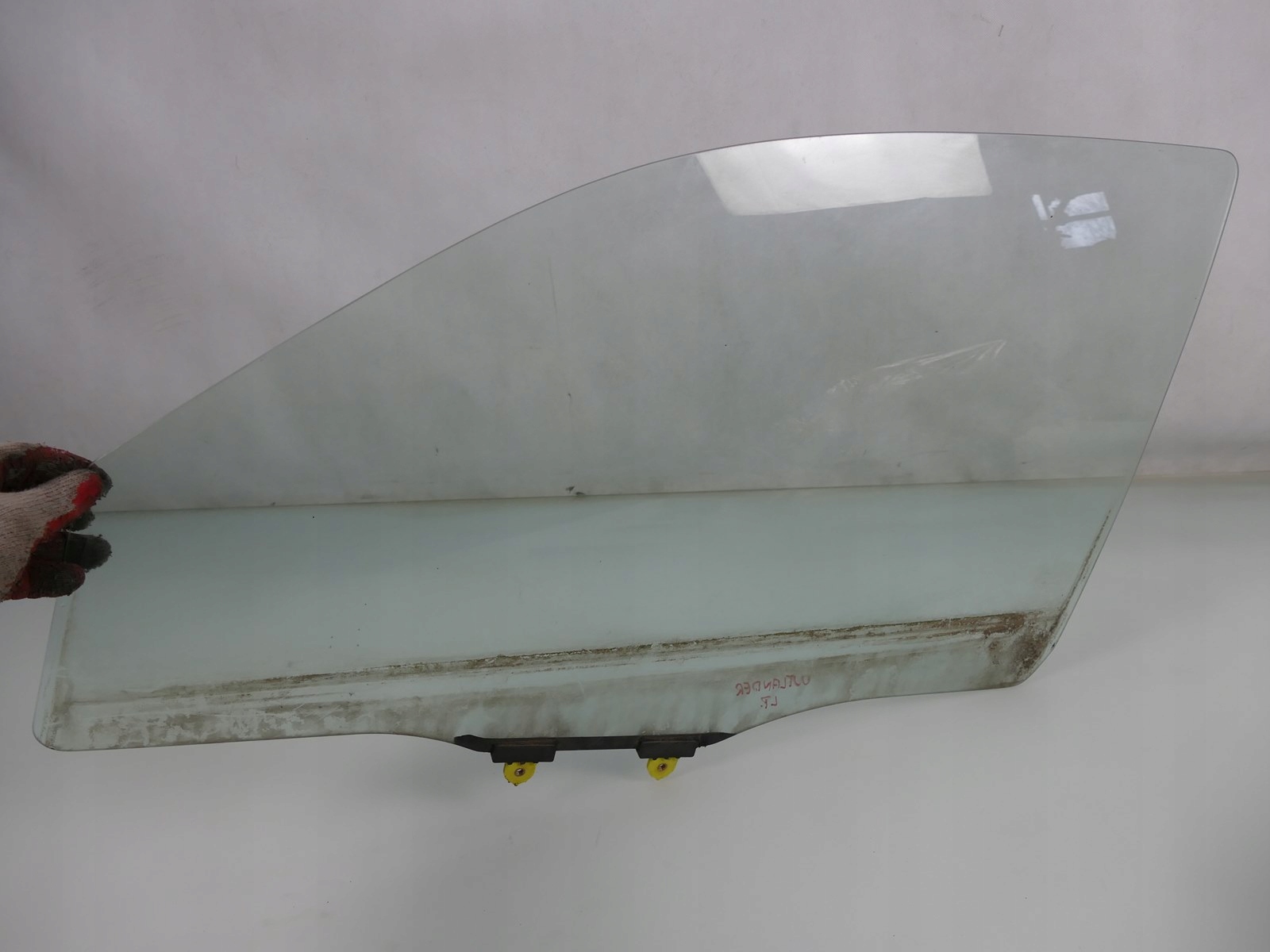 MITSUBISHI OUTLANDER I SZYBA DRZWI LEWY PRZÓD