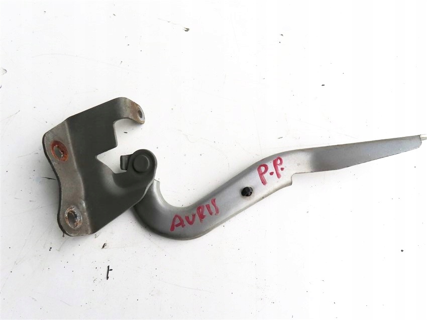 ZAWIAS MASKI PRZEDNI PRAWY TOYOTA AURIS I 2006-2012 ROK 1C0