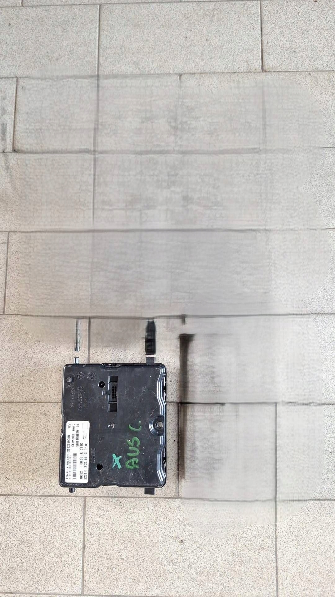 module control unit of the air conditioning RENAULT AUSTRAL 285251905R