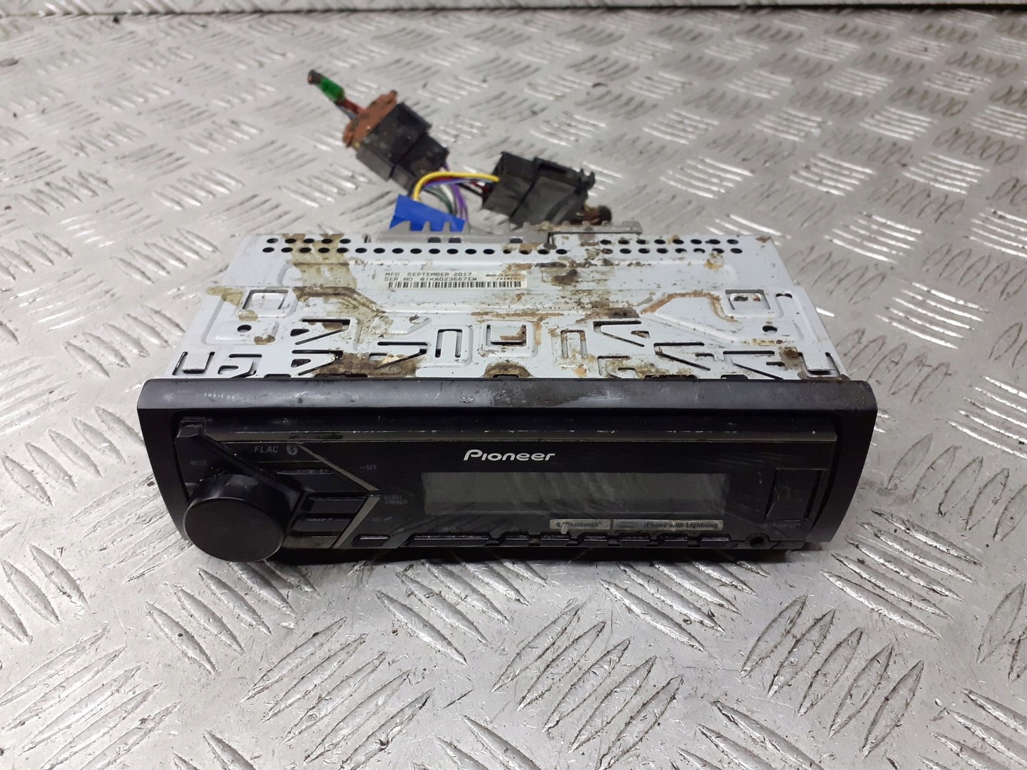 РАДИО USB PIONEER MVH-S300BT