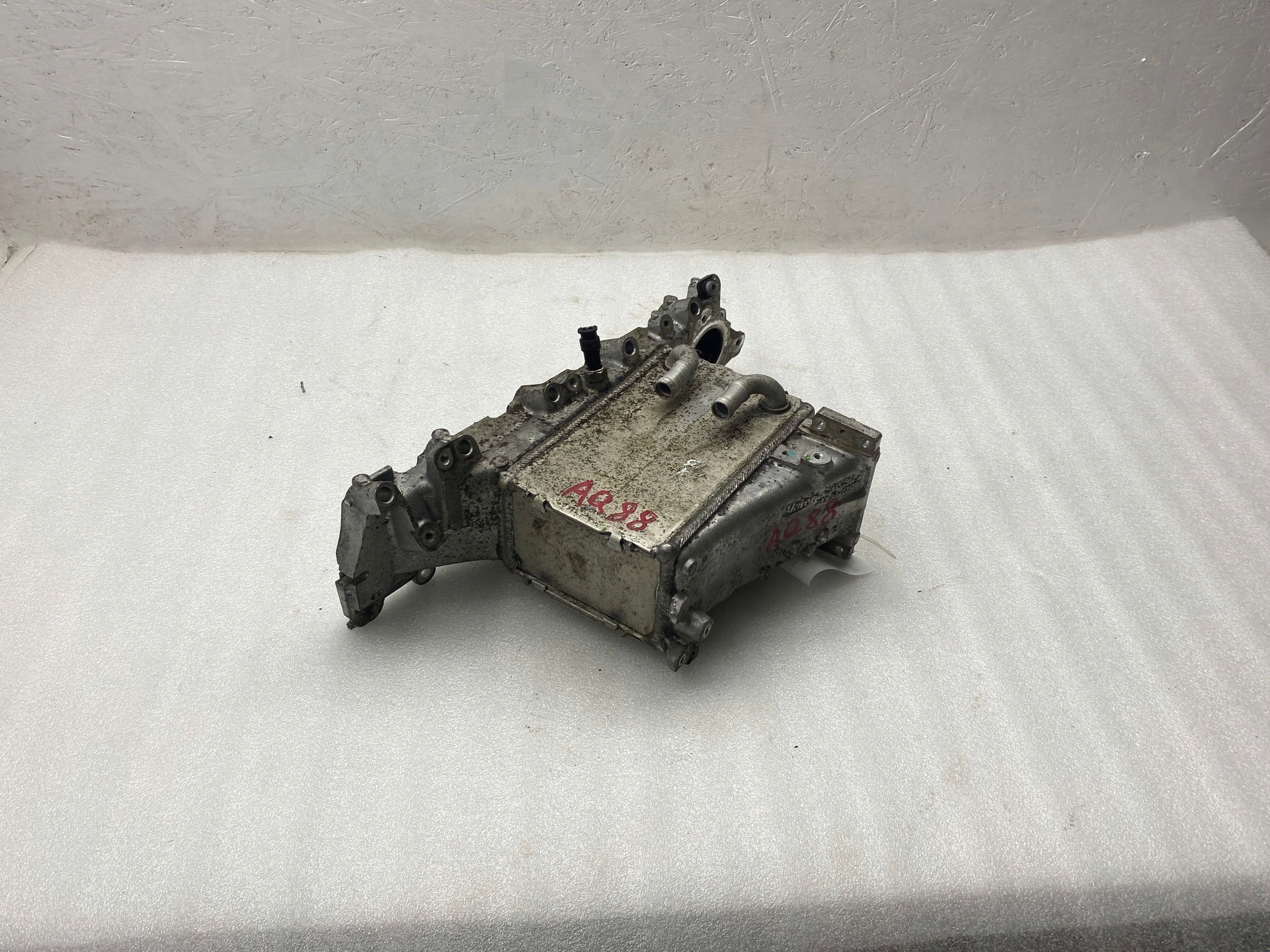 Audi OE 04L129766AL коллектор Впускный