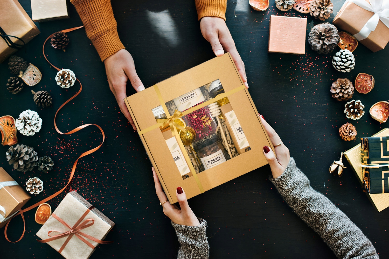 KOSZ PREZENTOWY HERBATY CZEKOLADKI MIÓD DUŻY BOX DLA NIEJ DLA NIEGO zestaw Cechy dodatkowe brak