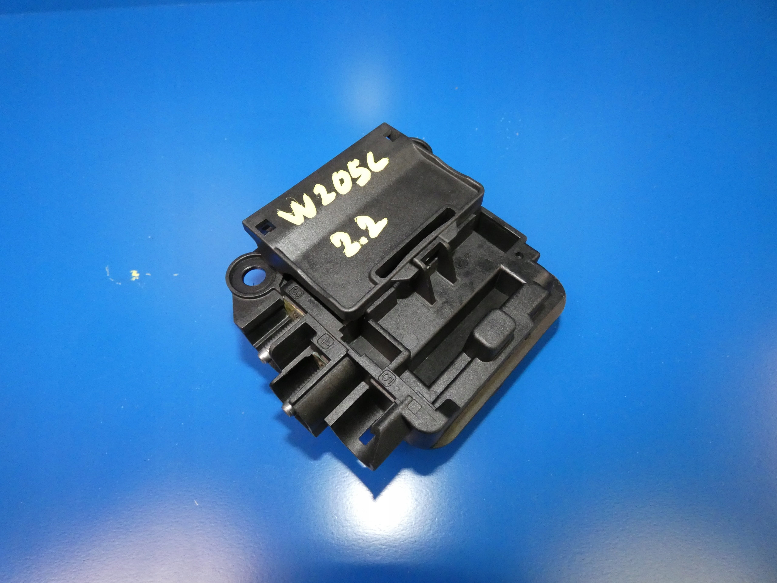 MERCEDES C W205 module MOCY compartment PRADU