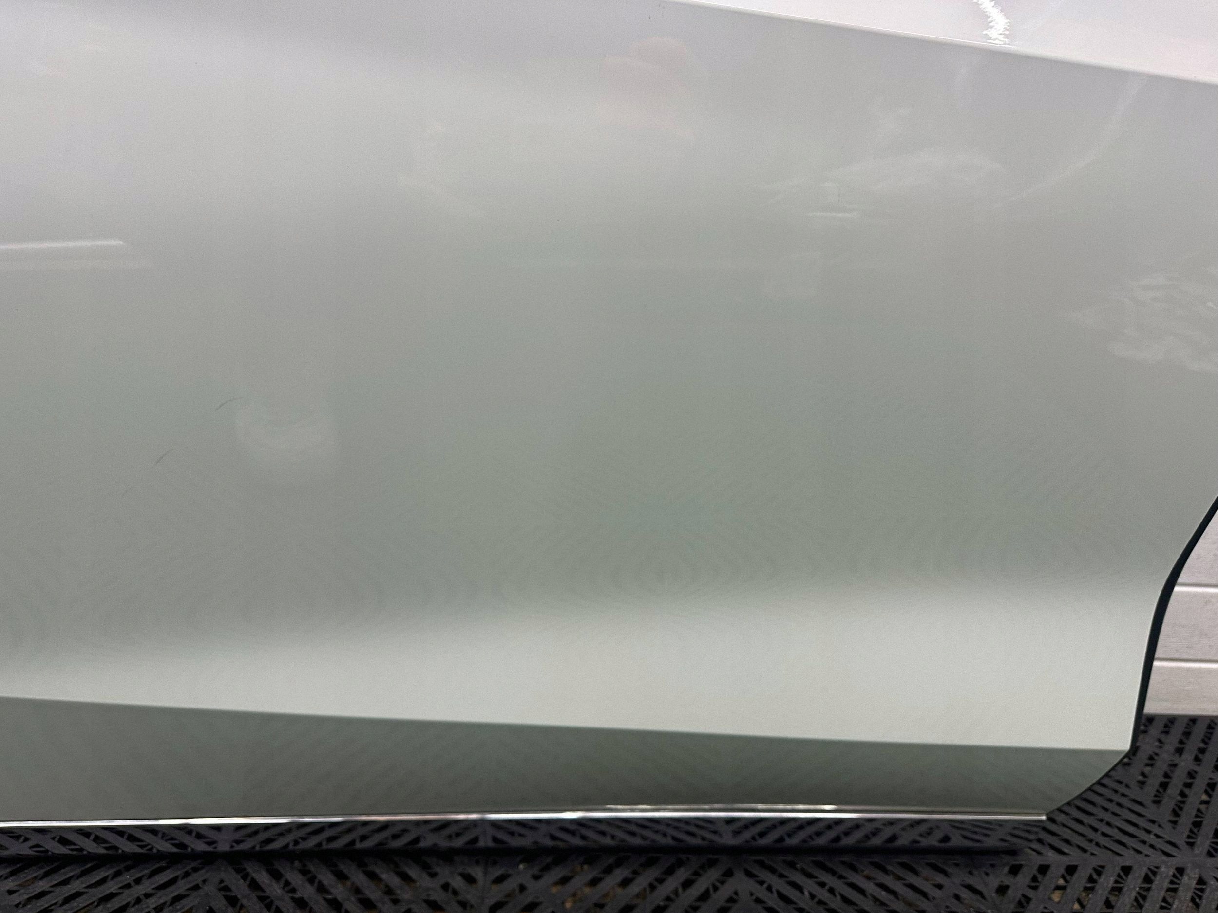 door rear. rear part side right BMW X7 G07 complete colour A300
