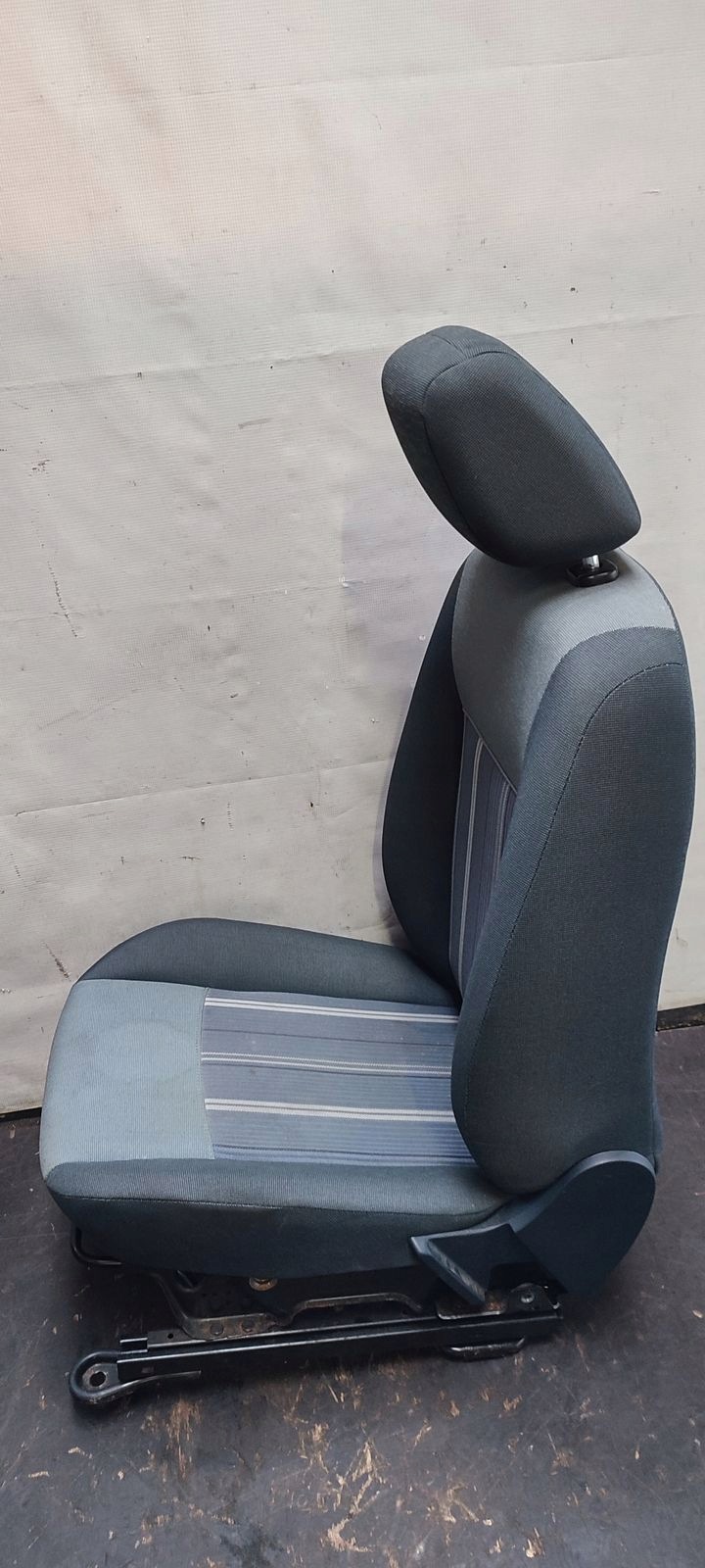 Sitz Sitze komplet Ford Fiesta MK7 3D H9