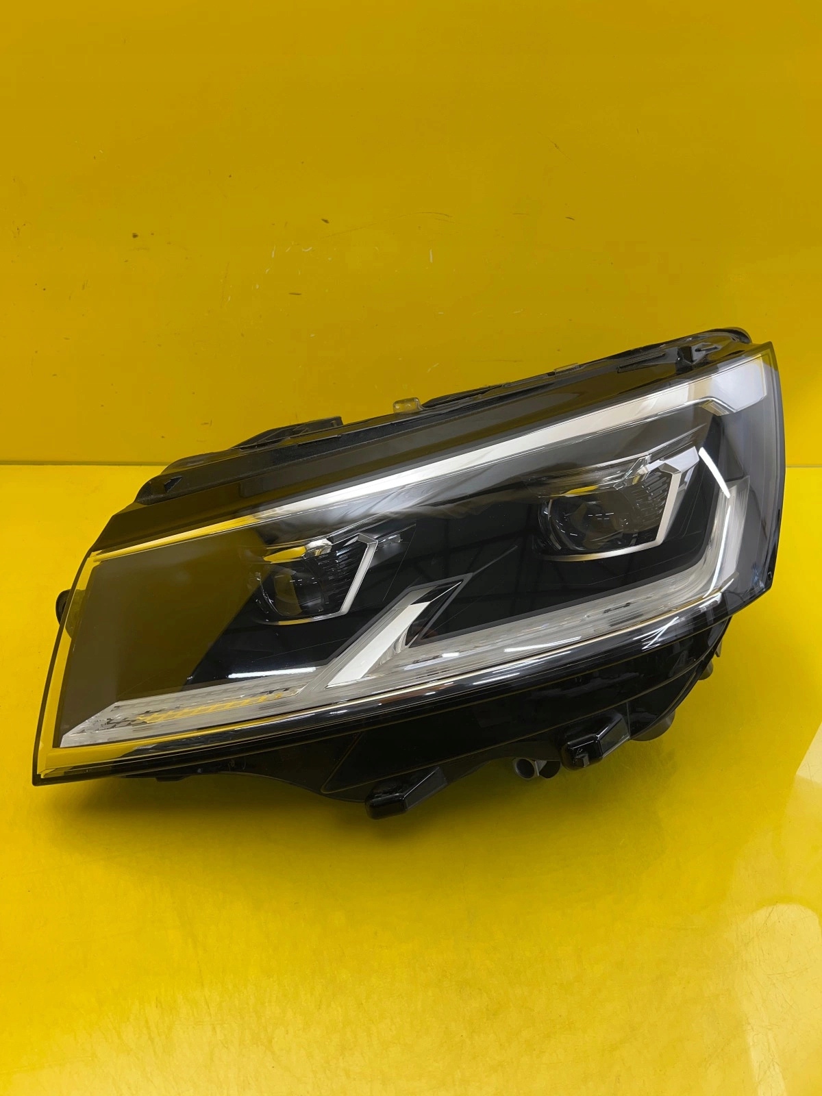 light left front VW T6 Lift Full Led 7L1941035A