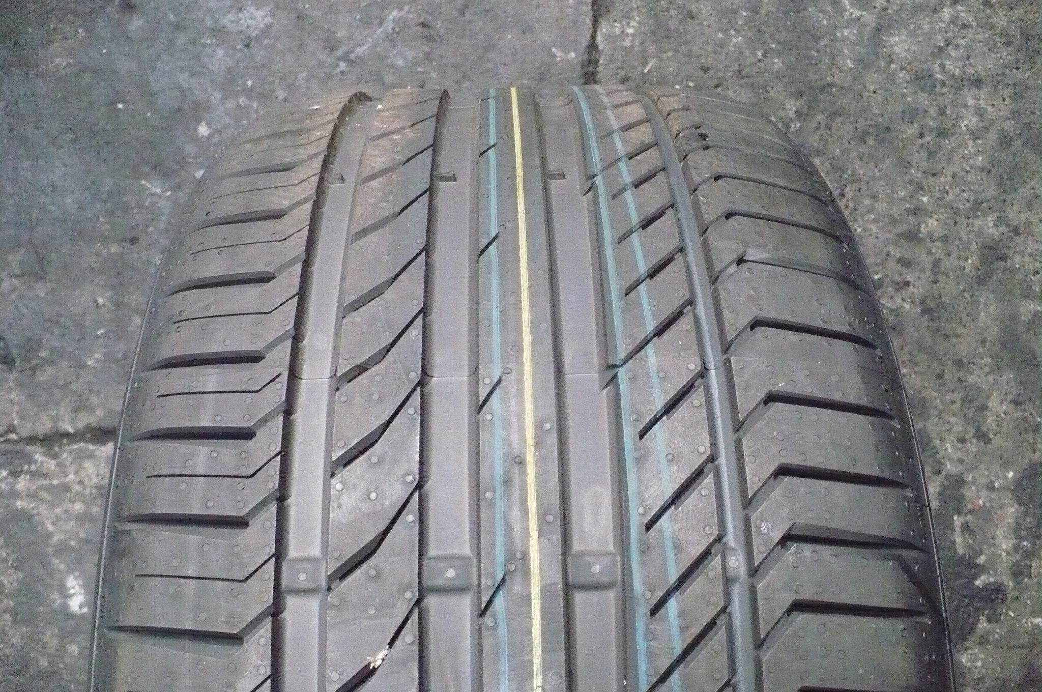 Continental Sport Contact 5 Rft 255/35R18 2021 Novinka