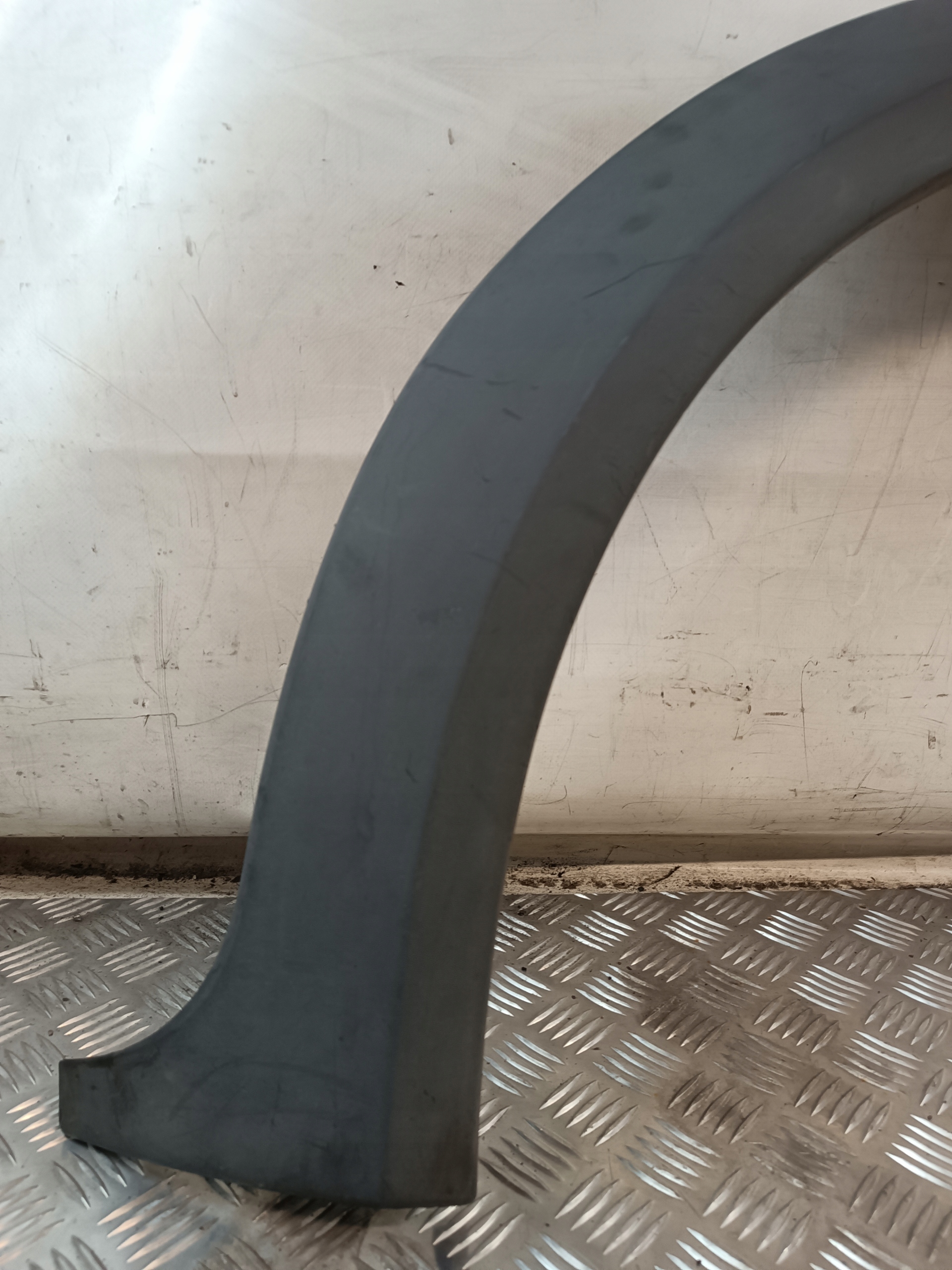 modanatura parafango Anteriore sinistra FORD TRANSIT CONNECT MK1