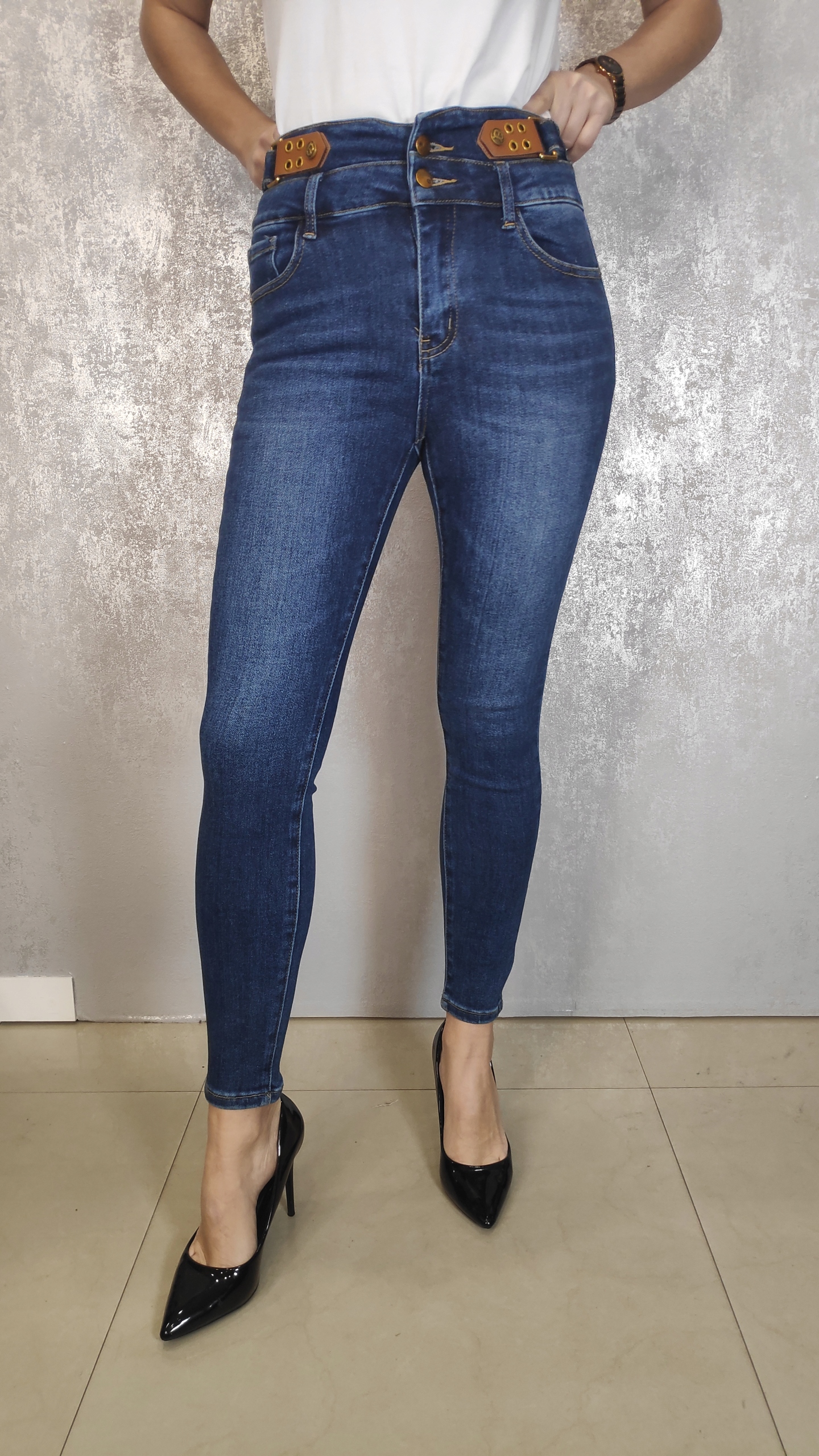 SPODNIE JEANSOWE WYSOKI STAN WYSZCZUPLAJĄCE M.SARA Marka M.Sara