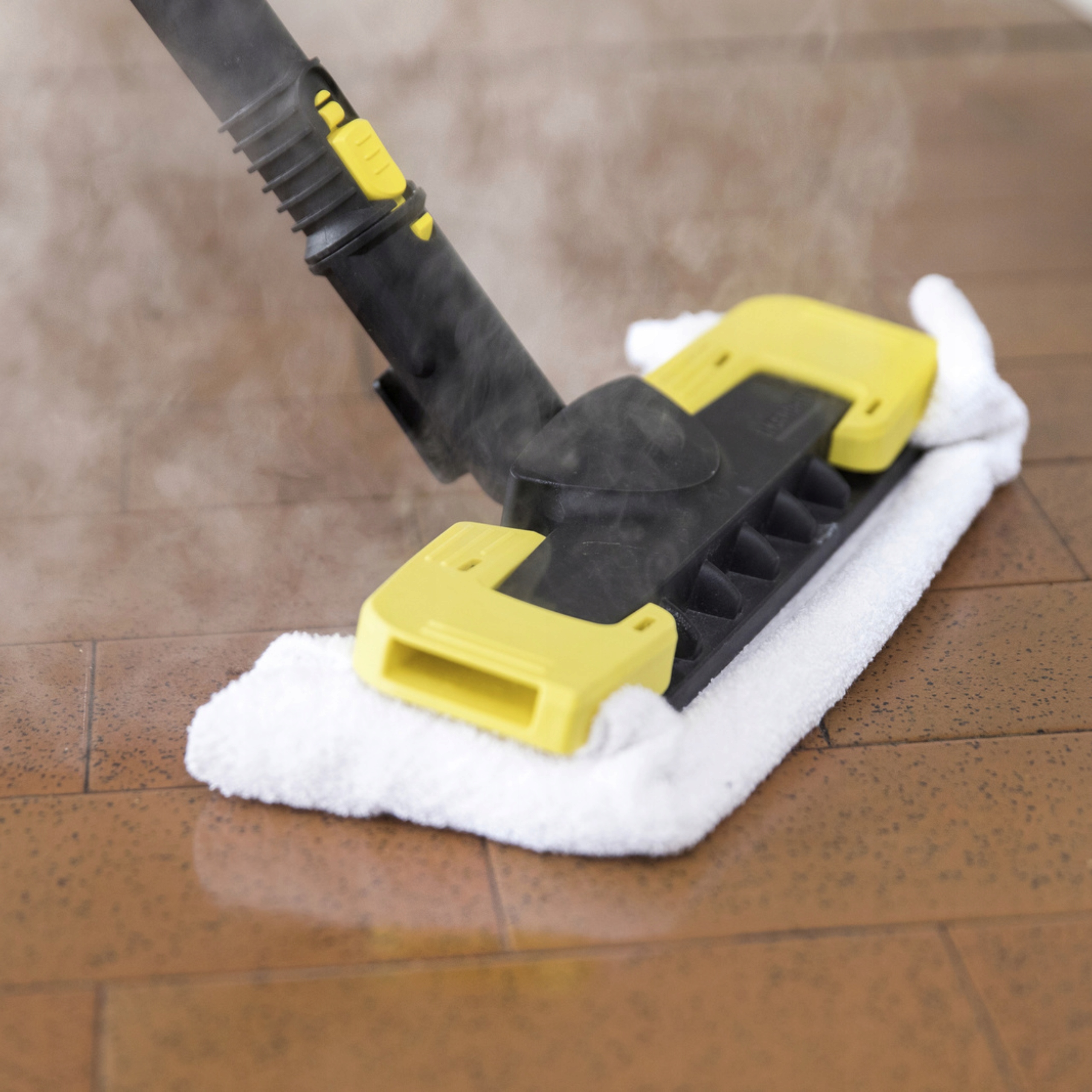 KARCHER PAROWNICA MOP PAROWY SG 4/4 PROFESJONALNA DO DEZYNFEKCJI max 145 °C Maksymalne ciśnienie pary 4 bar