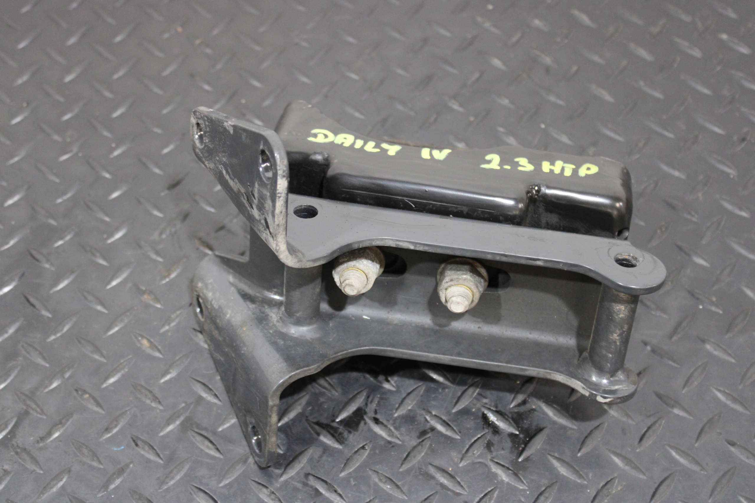Support Support plaque Airbag IVECO DAILY IV 4