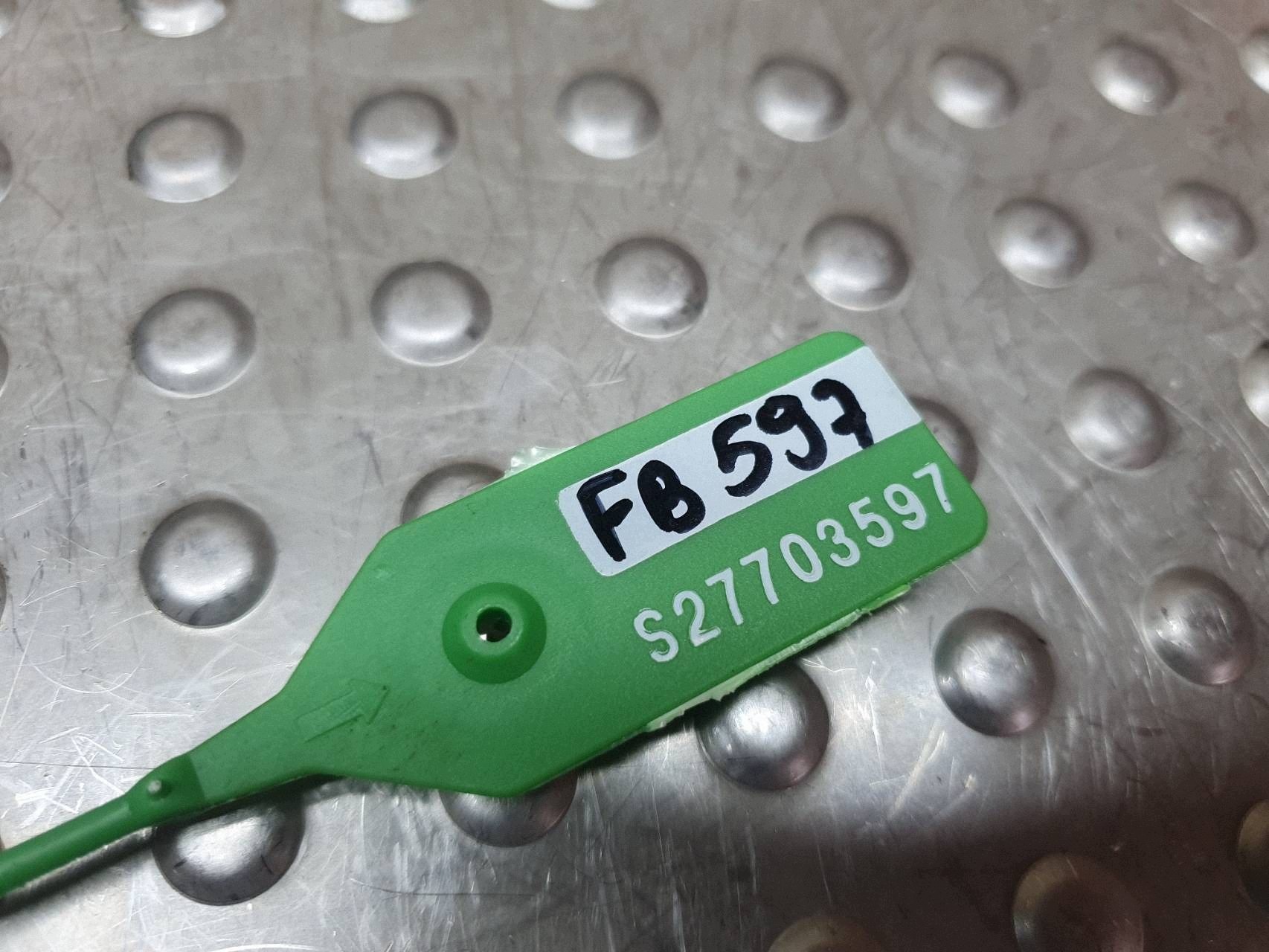 Ölfiltergehäuse 7797392 BMW E60 E61 E81 E82 E84 E87 E90 E91 2.0D N47