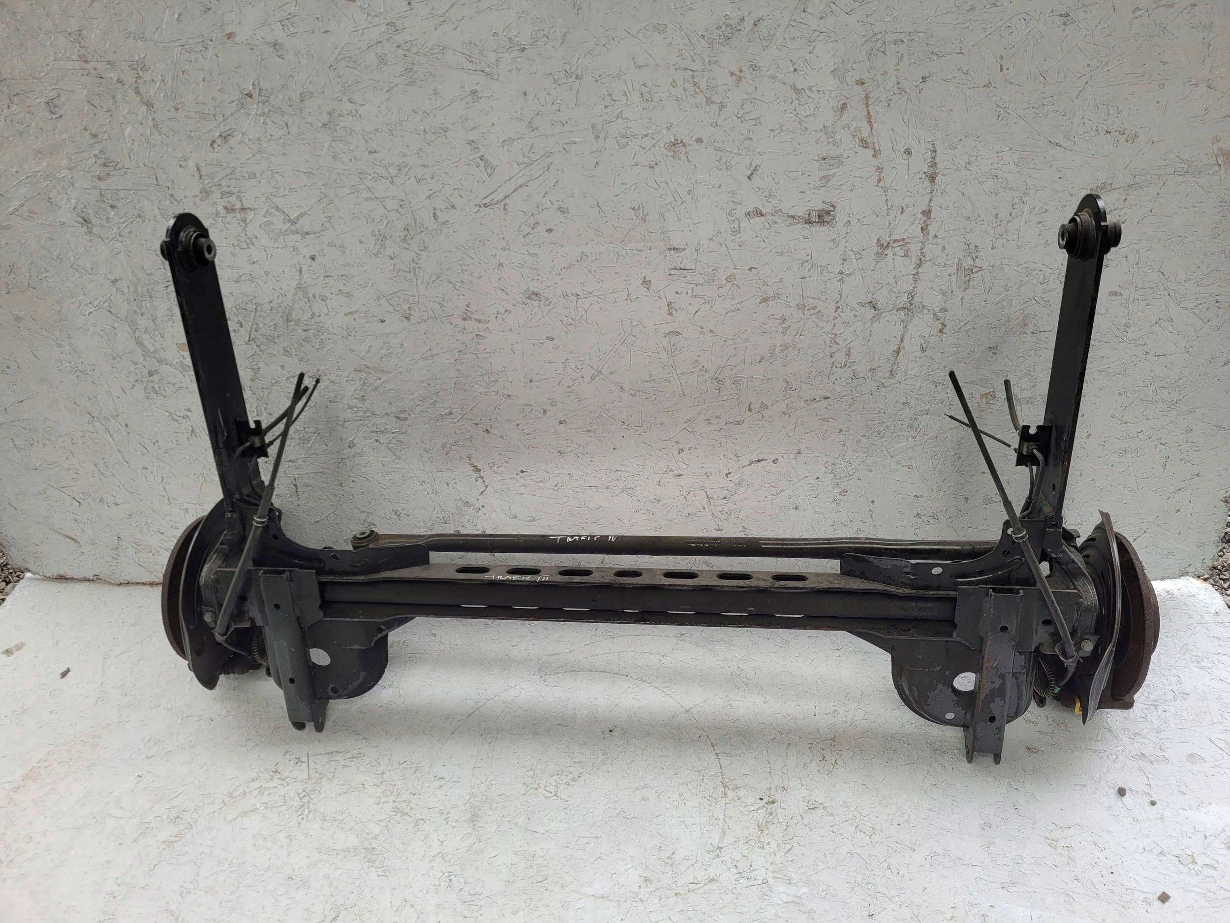 RENAULT TRAFIC III VIVARO B axis sider sususpension rear part 14R