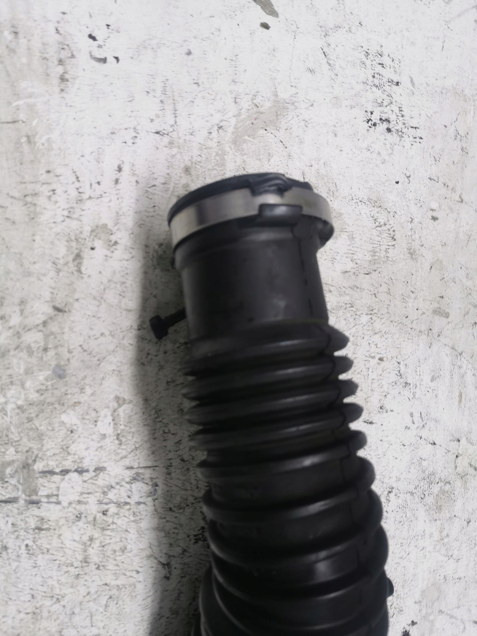 pipe air RENAULT SCENIC III 1.4 165750001R