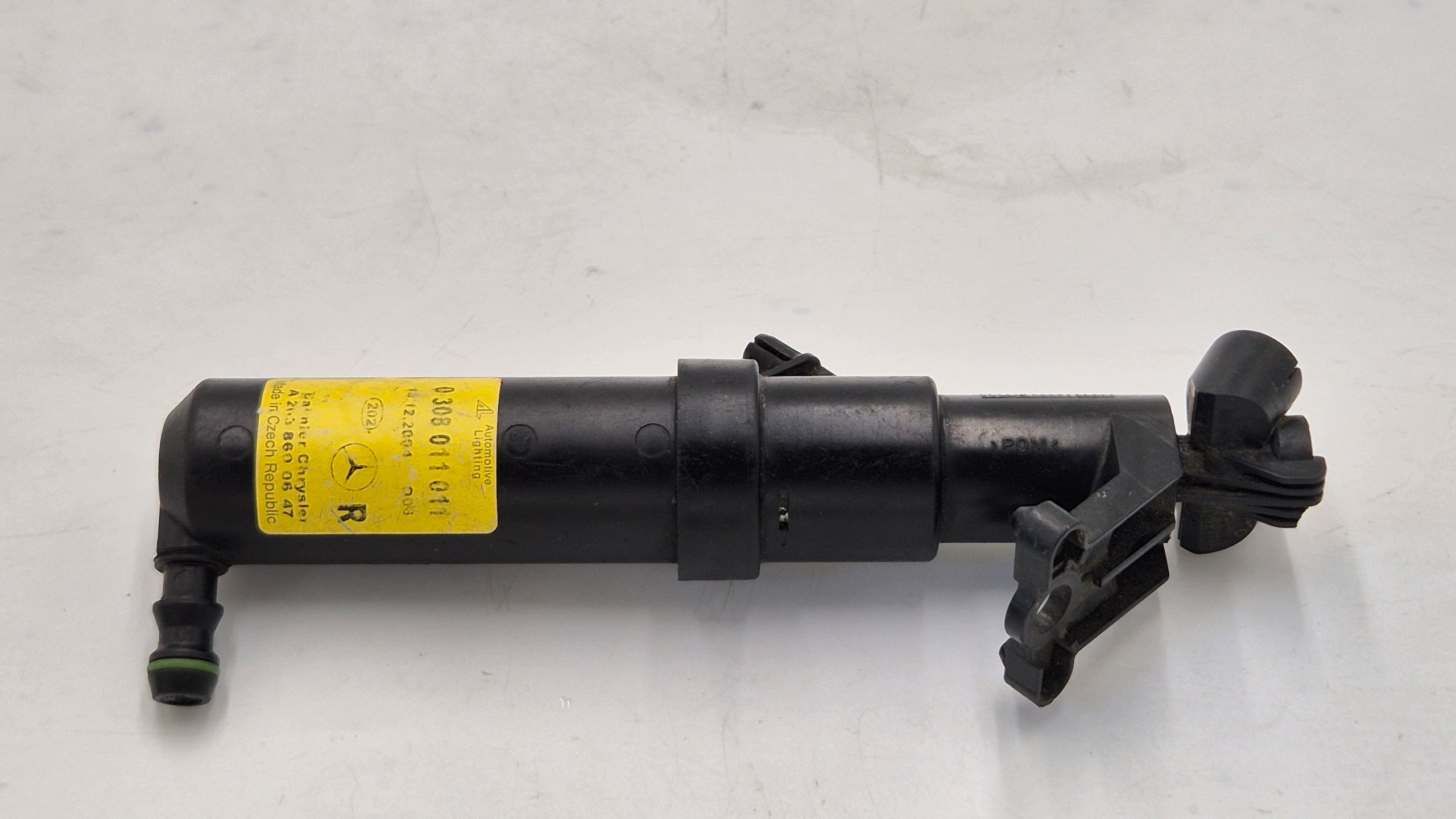 washer REFREKTORA right MERCEDES W203 A2038600647