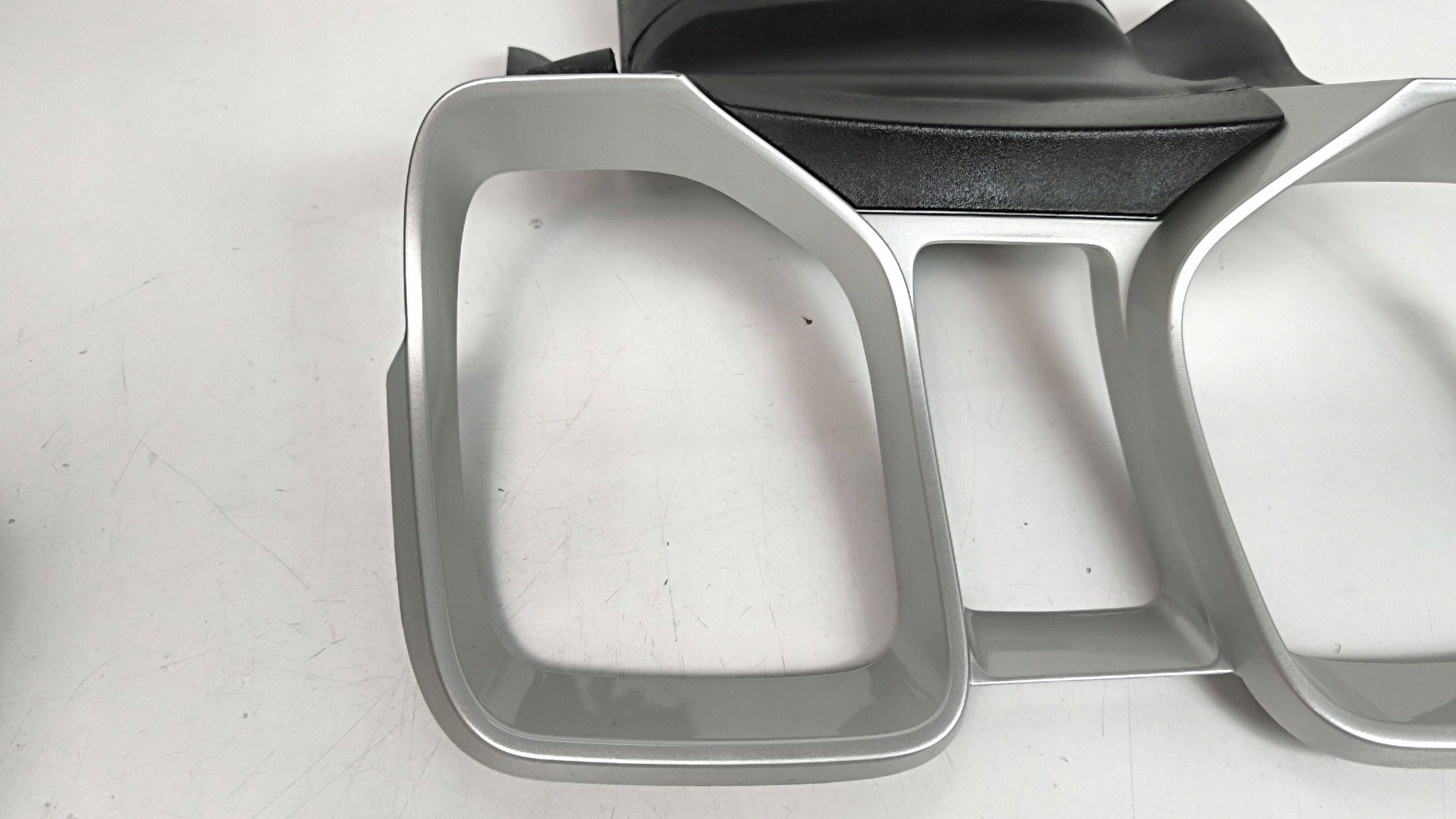 Chevrolet Camaro 16+ instrument panel frame 22799700