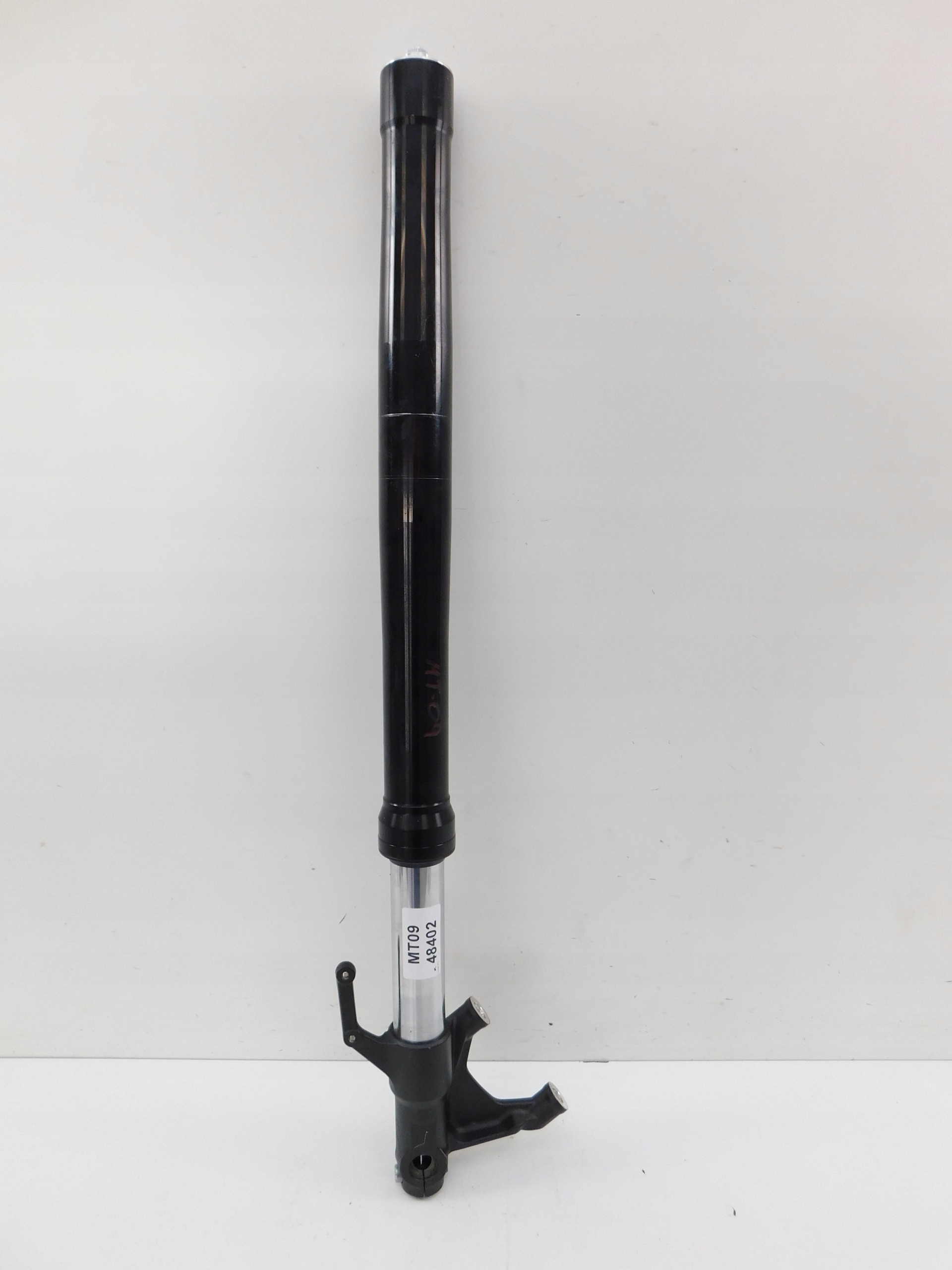 YAMAHA MT09 LAGA ЛЕВЫЙ