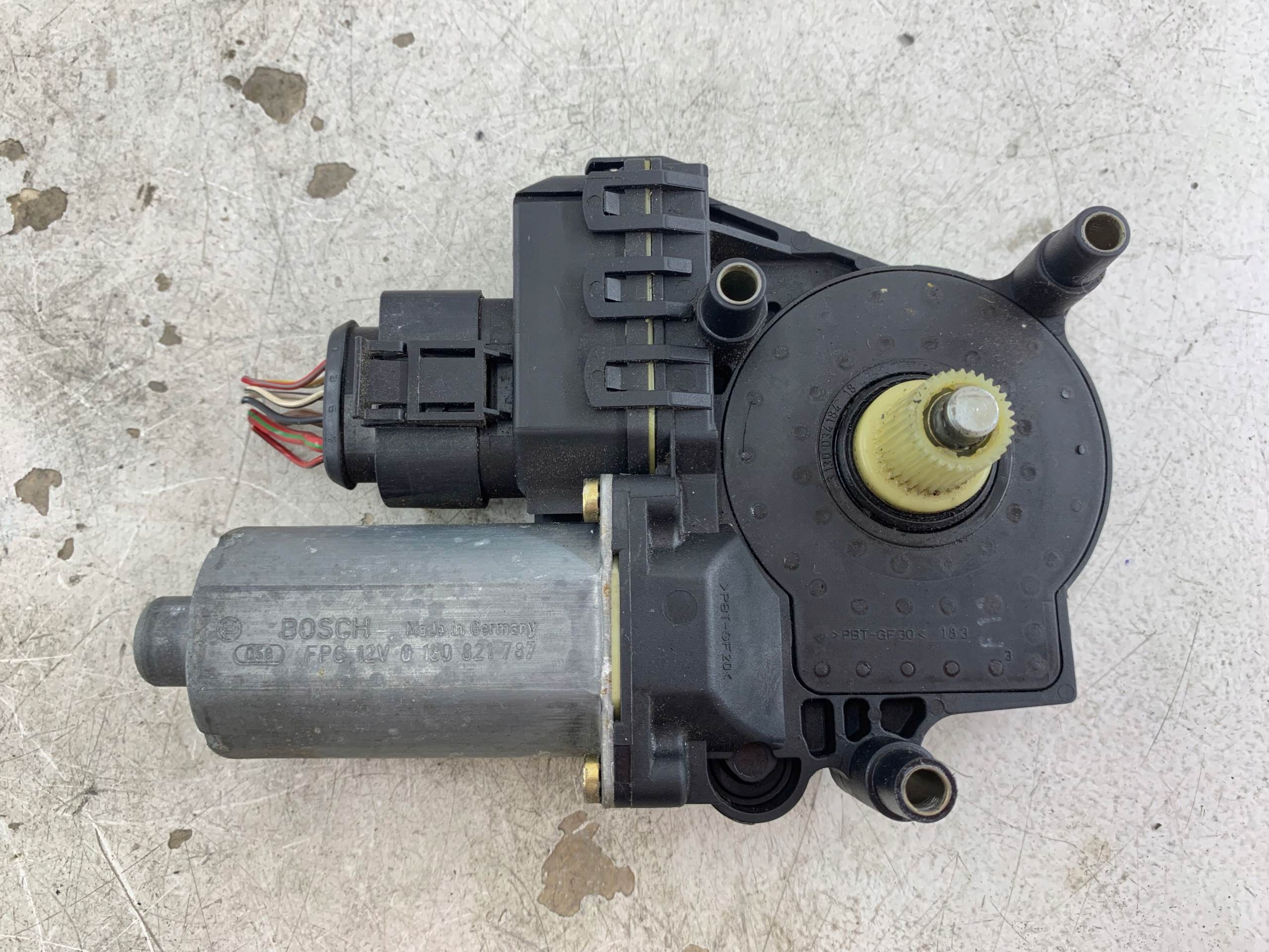 AUDI A4 B5 mini motor windows left front 0130821787